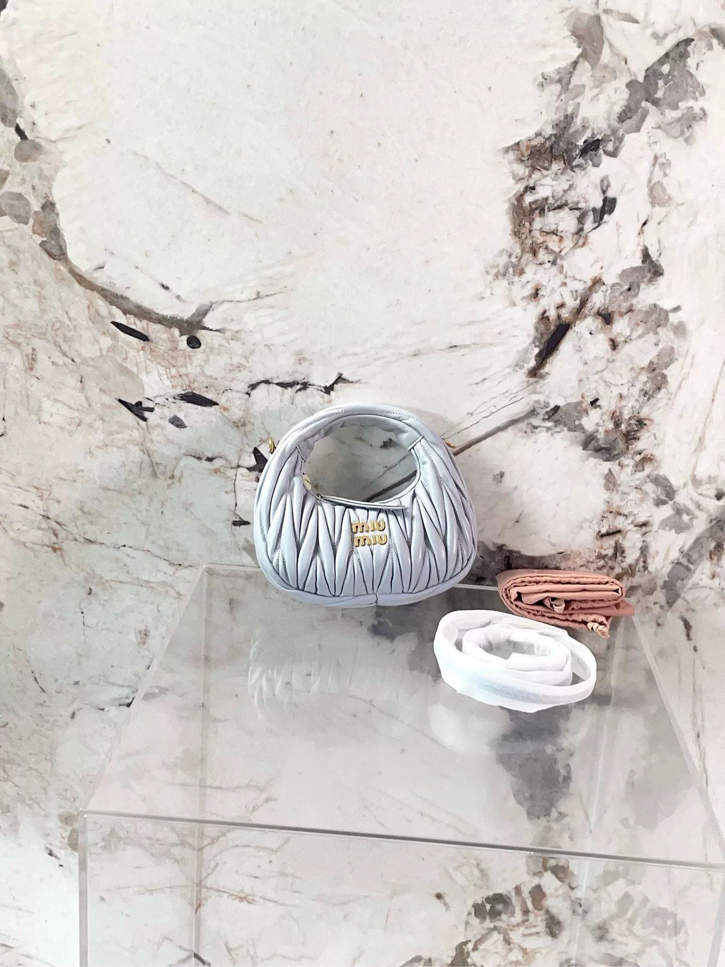 Miu Miu Pre-loved Bag Very good condition Size ONE SIZE - 1 Thumbnail