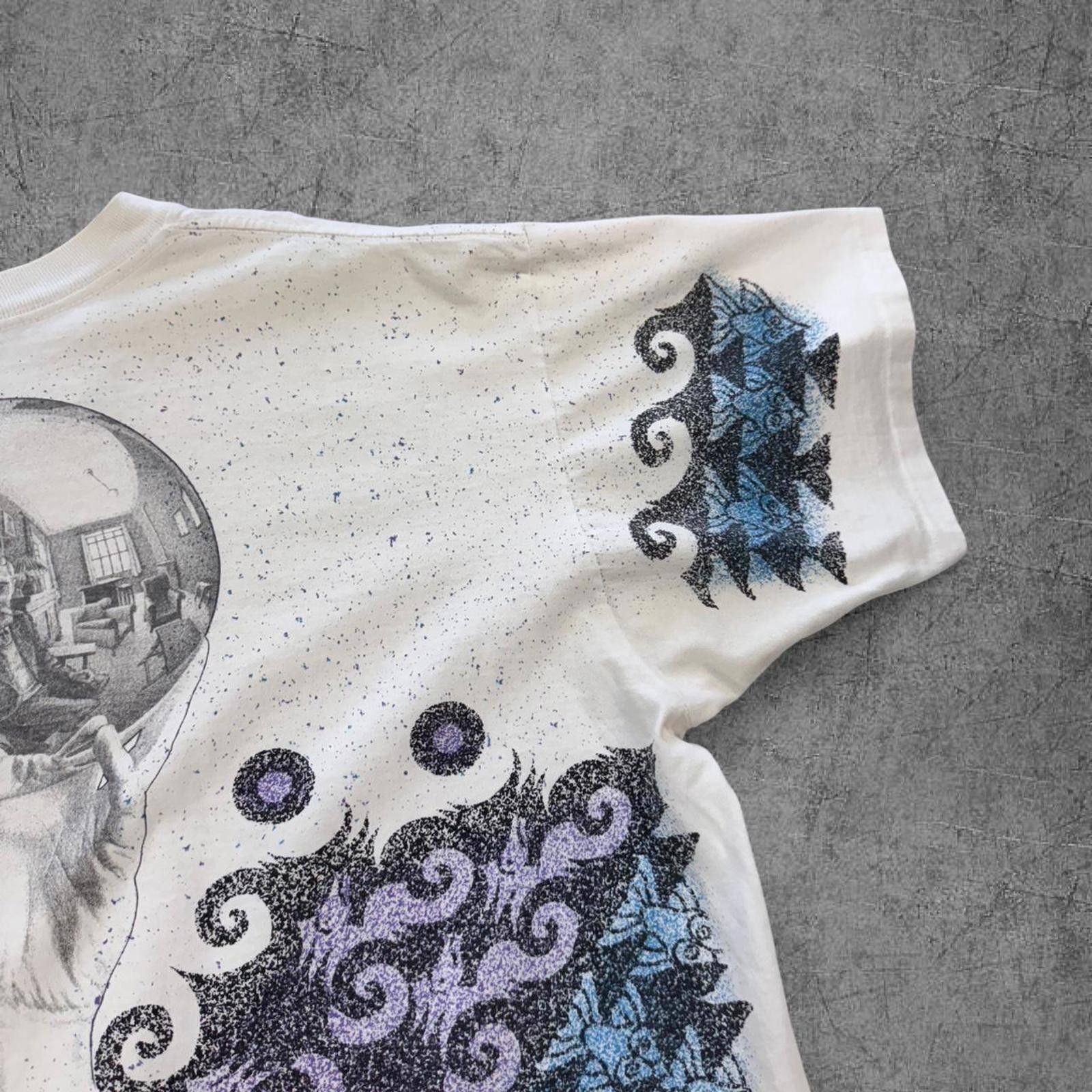 Vintage Vintage 1990s MC Escher All Over Print Art Tee Size US XL / EU 56 / 4 - 8 Thumbnail