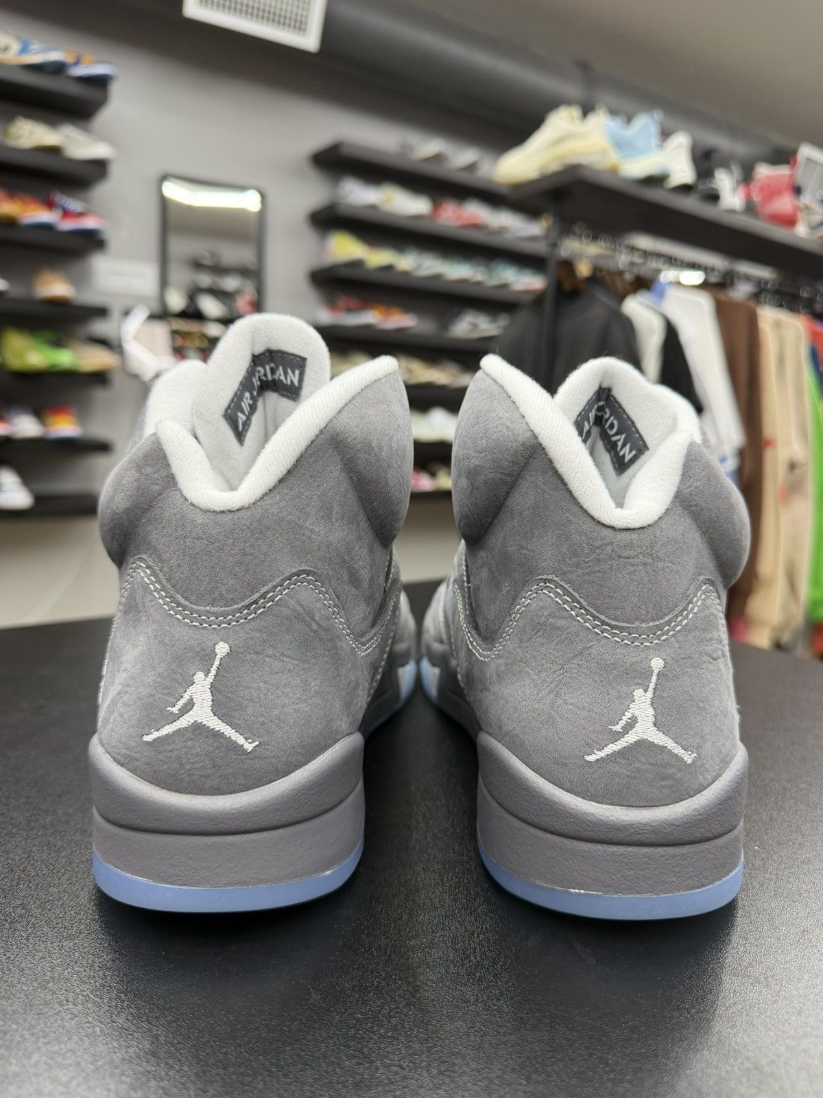 Jordan Brand Size 10.5 - Jordan 5 Retro Wolf Grey Size US 10.5 / EU 43-44 - 4 Thumbnail