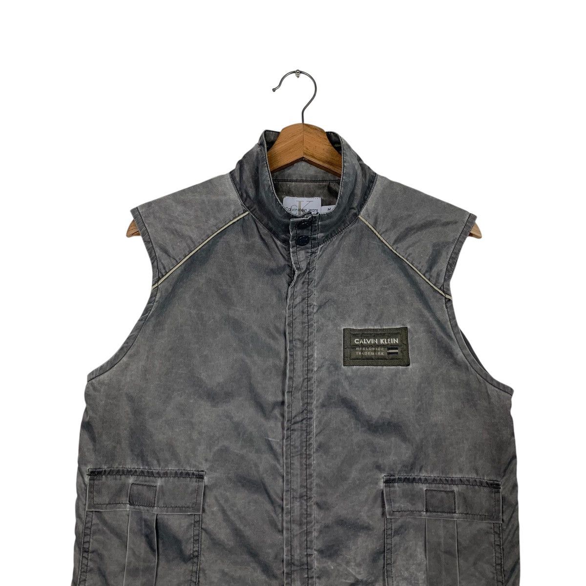 Calvin Klein CALVIN KLEIN JEANS Rusty Gray Nylon Vest #2542-C115 Size US M / EU 48-50 / 2 - 2 Thumbnail