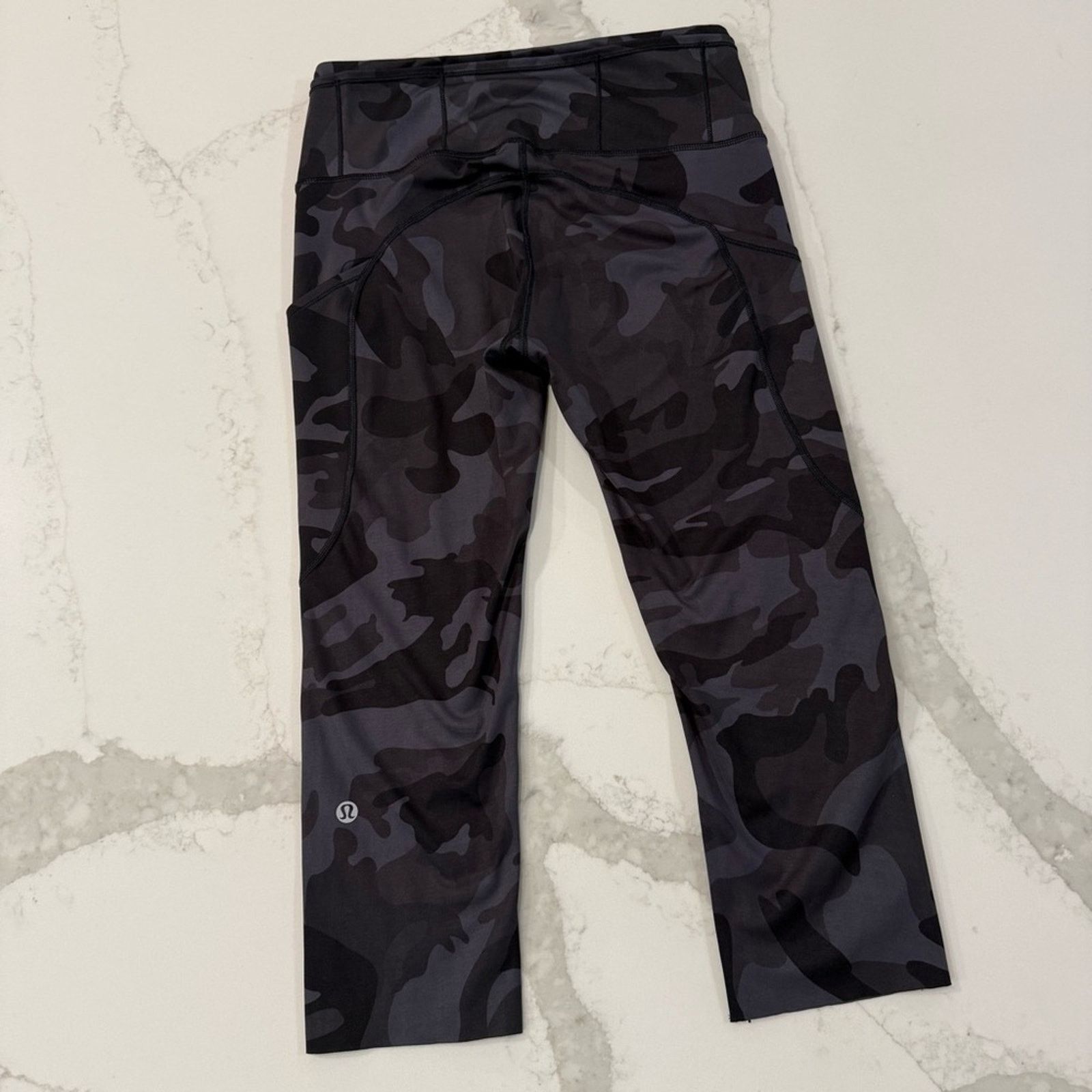 Lululemon Lululemon Fast & Free High Rise Crop Leggings Women’s 6 Gray Size 28" / US 6 / IT 42 - 5 Thumbnail