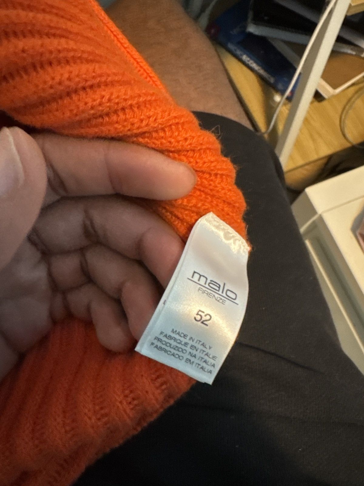 Malo Malo Orange Cashmere Sweater Size US L / EU 52-54 / 3 - 5 Thumbnail