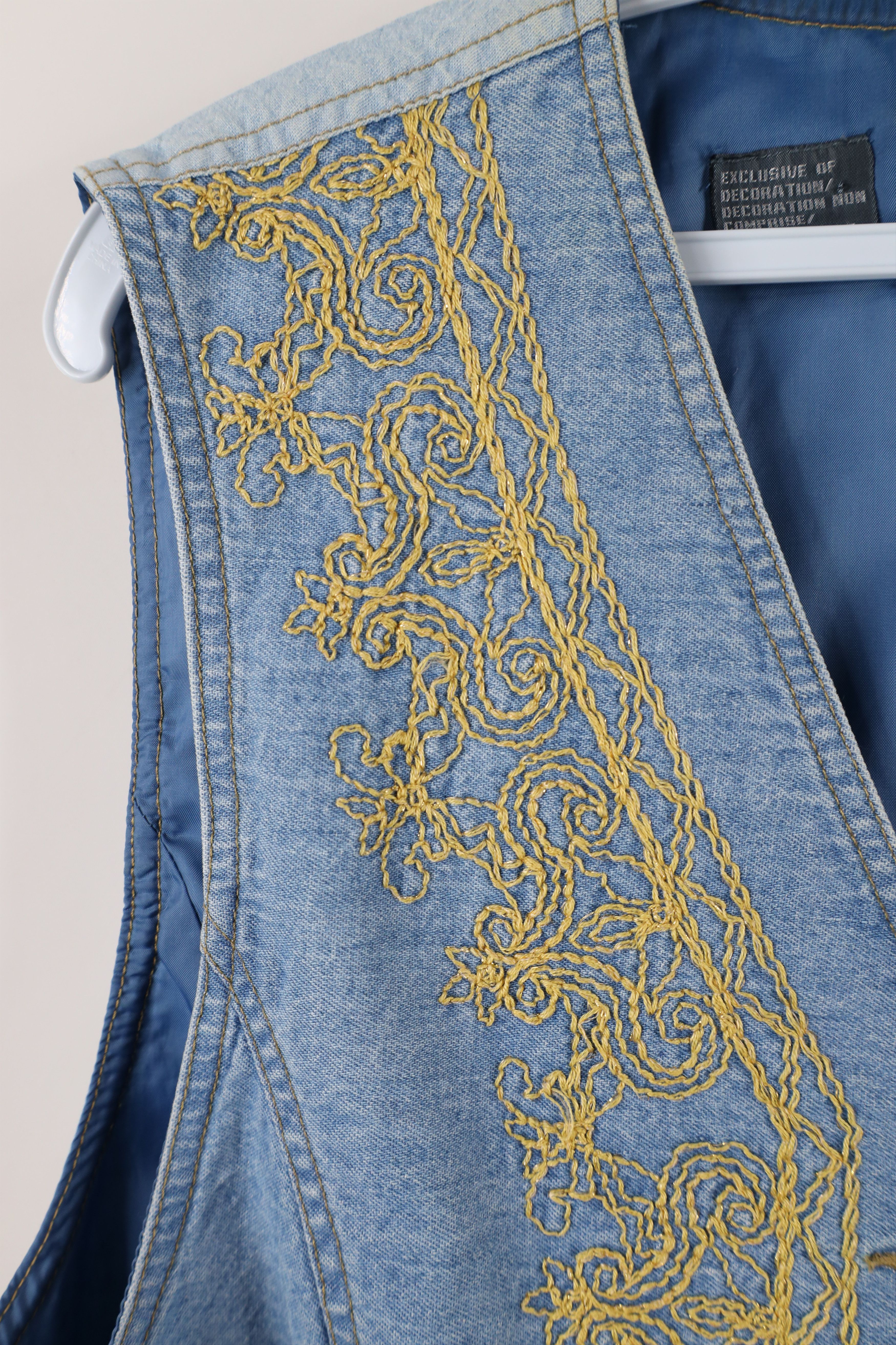 Vintage Vintage 90s Streetwear Embroidered Back Denim Jean Vest Size L / US 10 / IT 46 - 6 Thumbnail