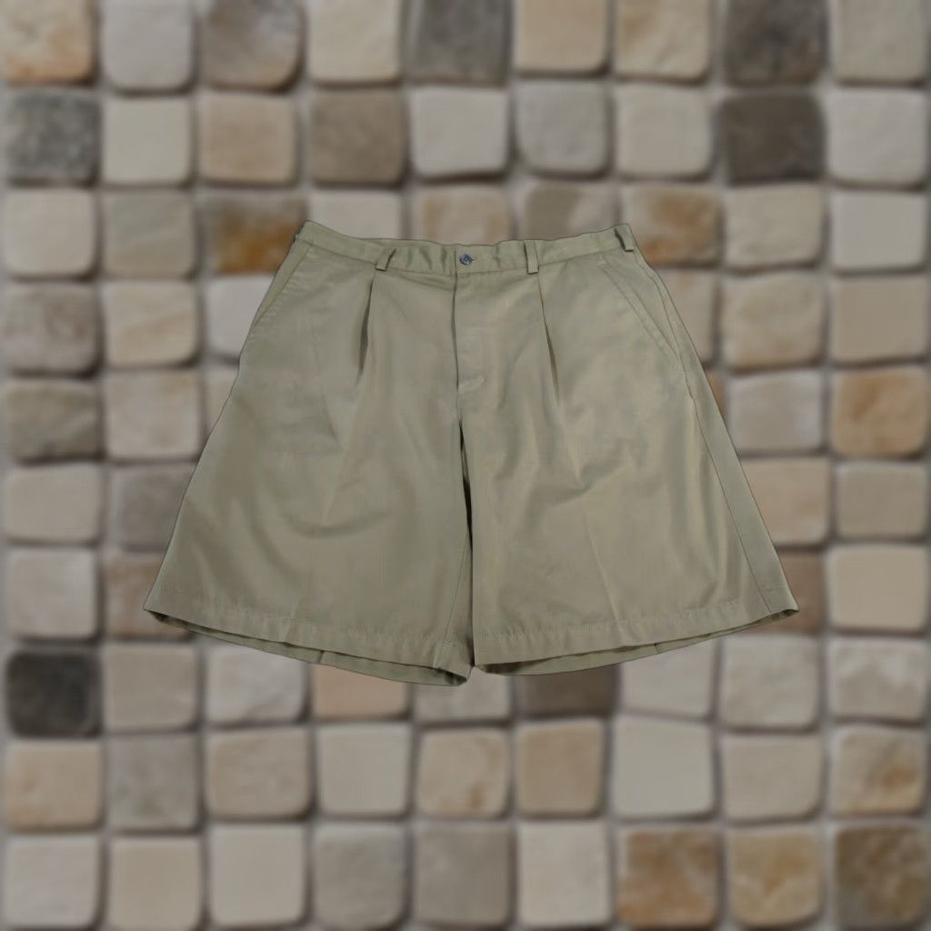 Nike VINTAGE Nike Golf Shorts Mens 38 Fitdry Brown Pleated Front Size US 38 / EU 54 - 1 Thumbnail