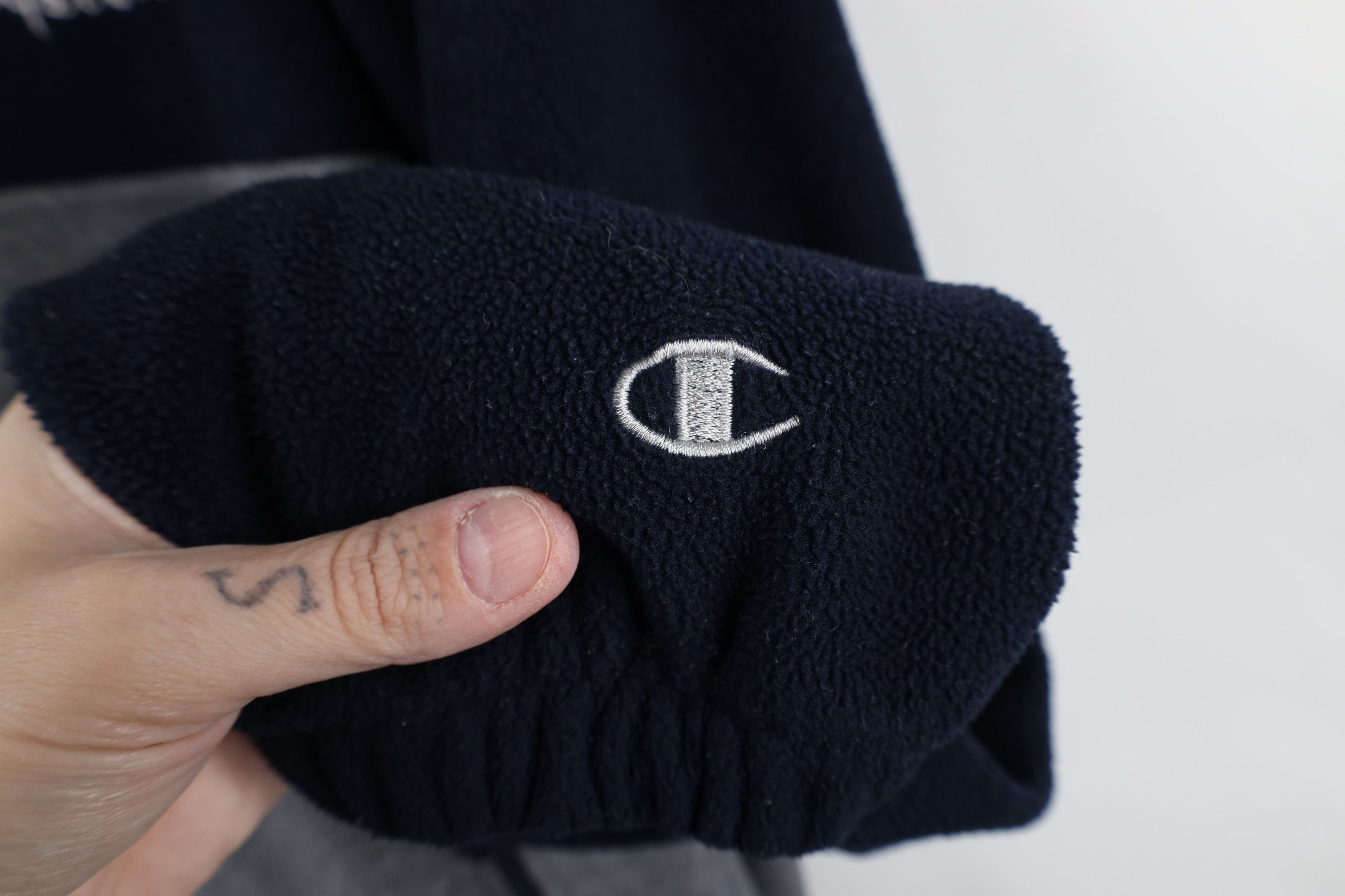 Champion Vintage 90s Champion Heavy Half Zip Fleece Pullover Sweater Size US XL / EU 56 / 4 - 4 Thumbnail