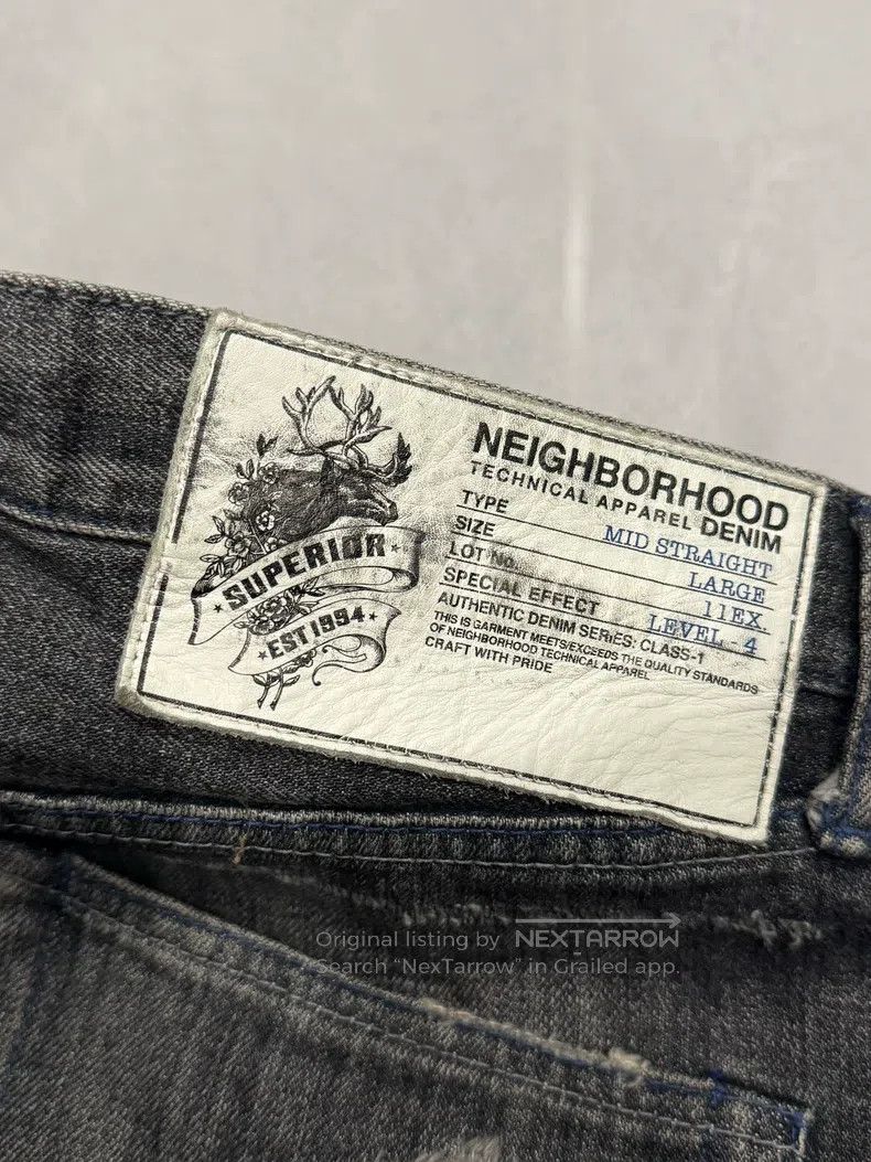 Neighborhood Neighborhood size L Jeans Size US 27 - 5 Thumbnail