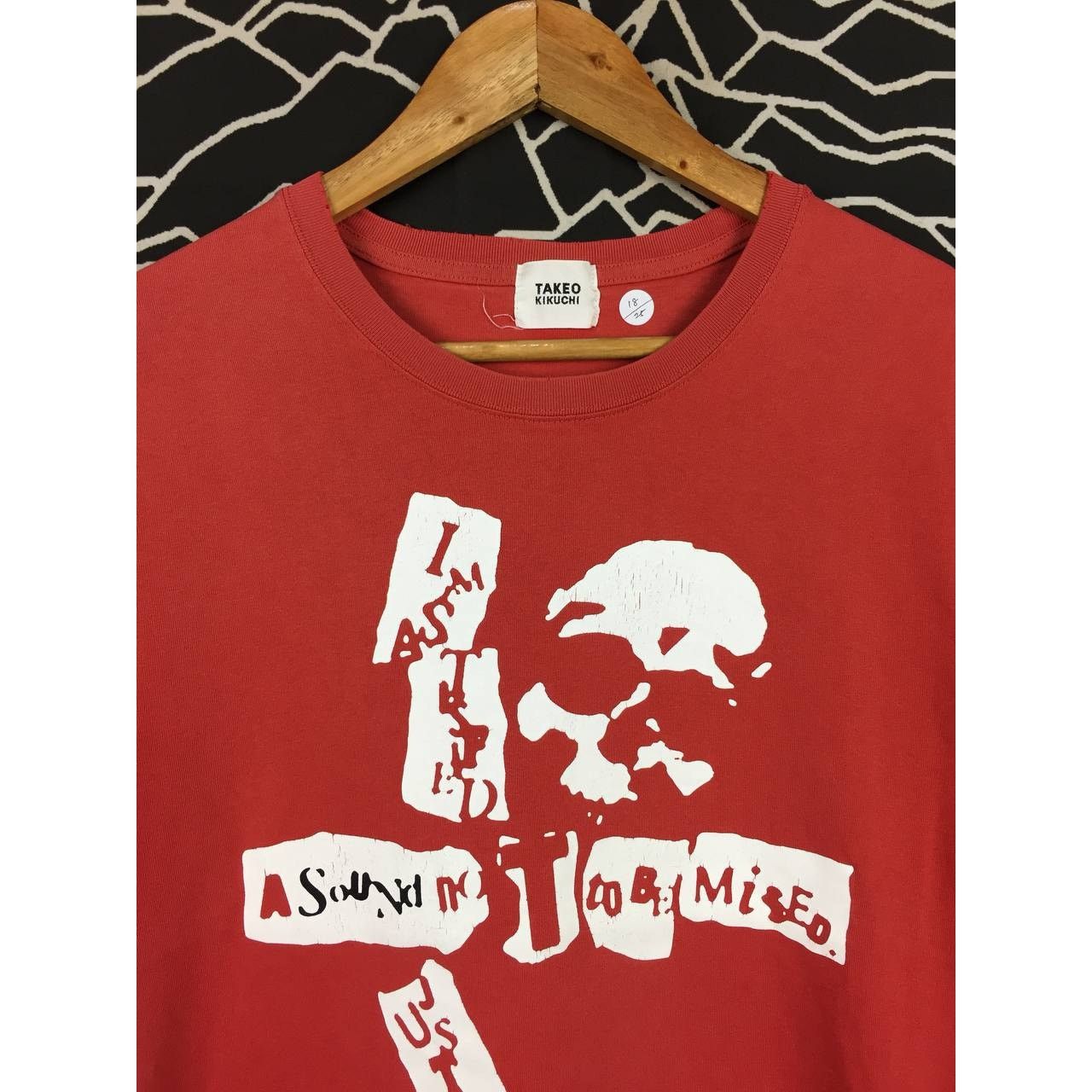 Japanese Brand Takeo Kikuchi Distorted Skull Avant Garde Design Tee Size US S / EU 44-46 / 1 - 3 Thumbnail
