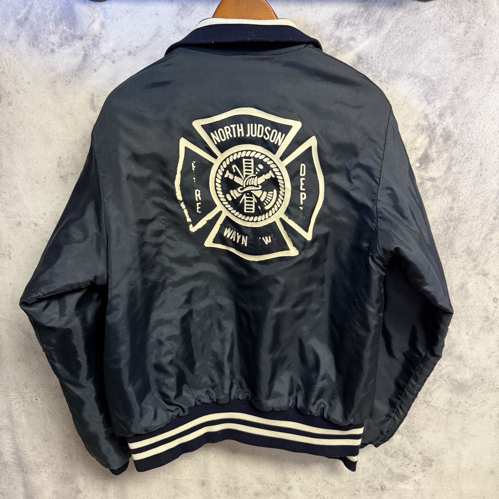 Vintage Vintage Fire Dept Bomber Jacket Mens Blue Insulated Size US M / EU 48-50 / 2 - 2 Thumbnail