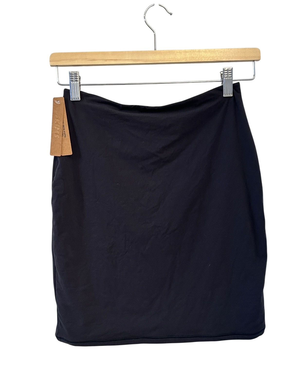 SKIMS NWT SKIMS Fits Everybody Mini Skirt Small Size 27" / US 4 / IT 40 - 4 Thumbnail