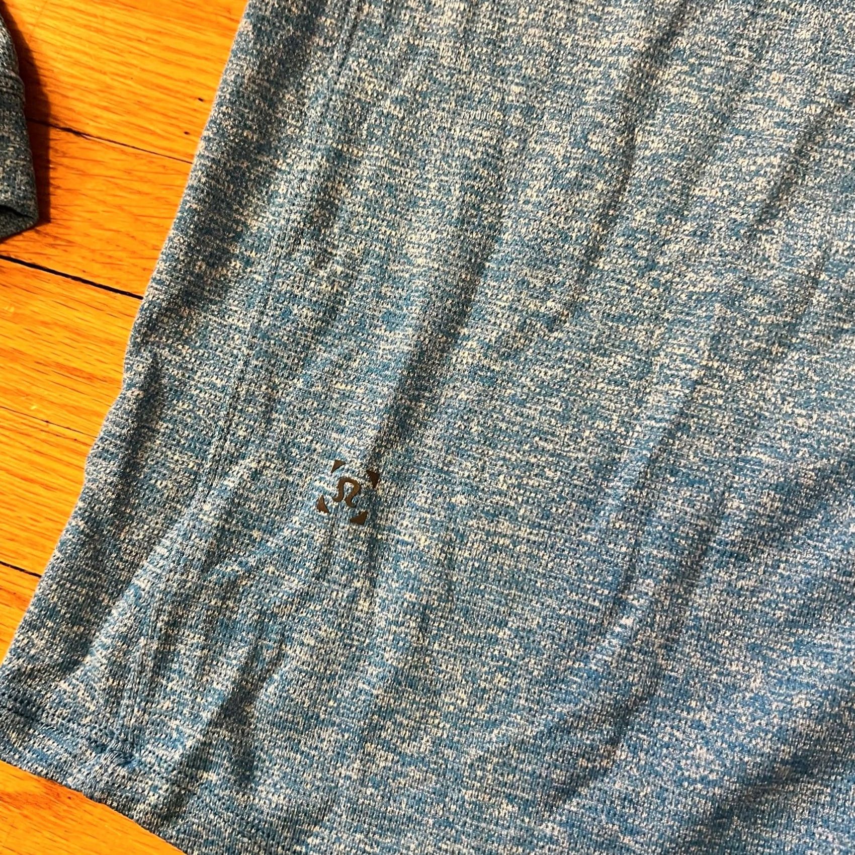 Lululemon Lululemon Hoodie Shirt Womens Medium Long Sleeve Performance Blue Size M / US 6-8 / IT 42-44 - 2 Thumbnail