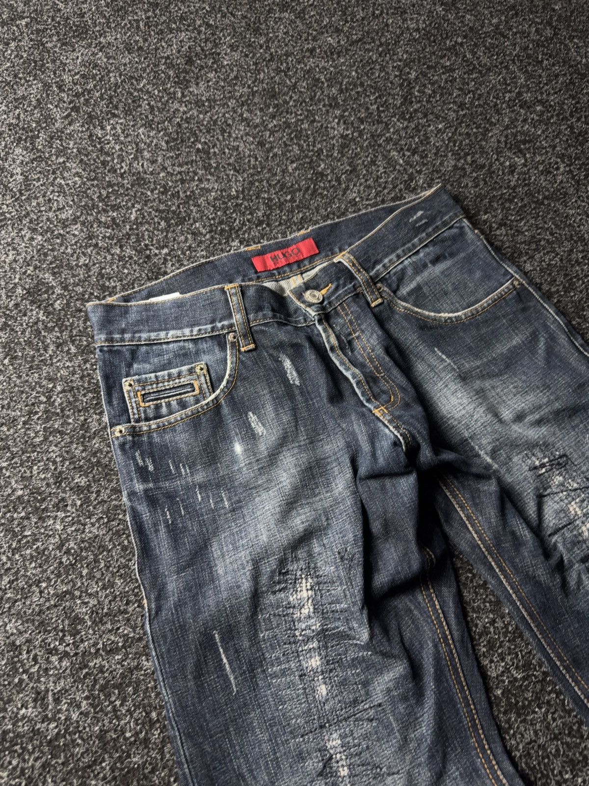 Designer × Hugo Boss HUGO Boss Distressed Straight Jeans W32 L32 Italy Size US 32 / EU 48 - 6 Thumbnail
