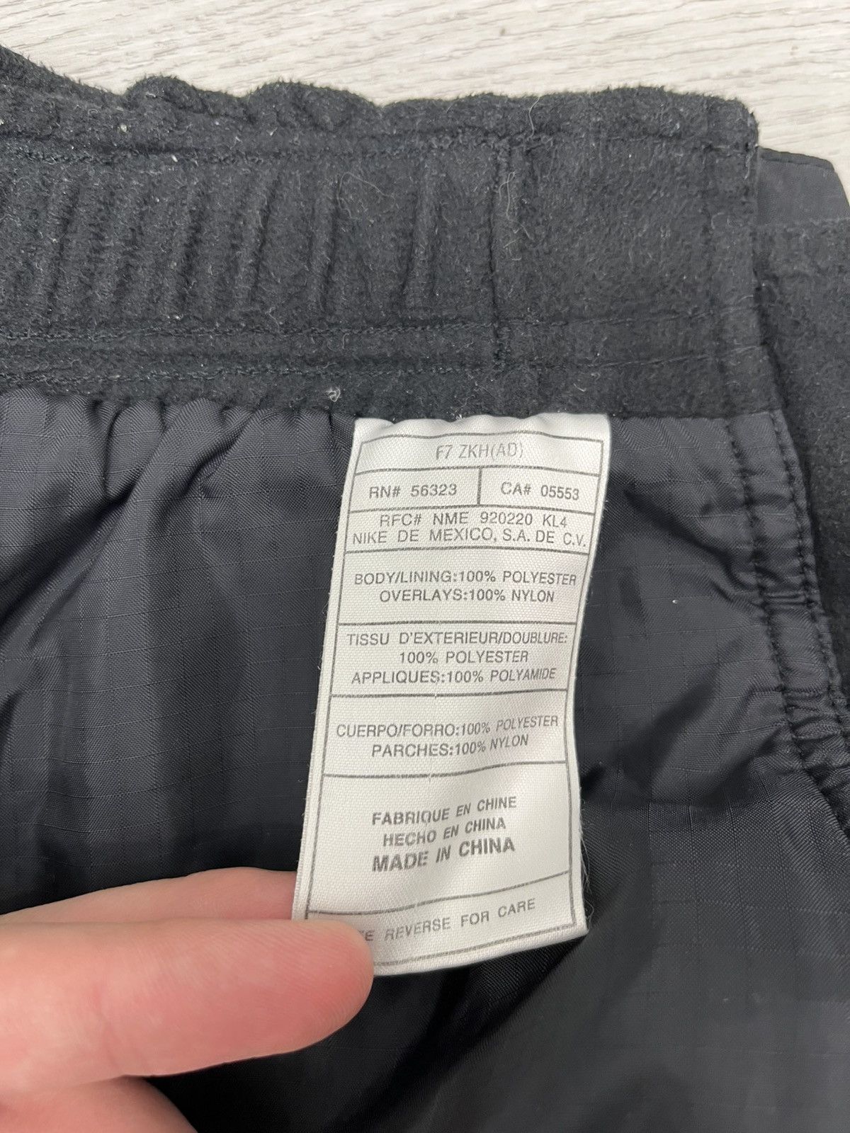 Nike ACG Vintage Nike ACG Pockets Snowboarding Full Zip Pants Size US 34 / EU 50 - 15 Thumbnail