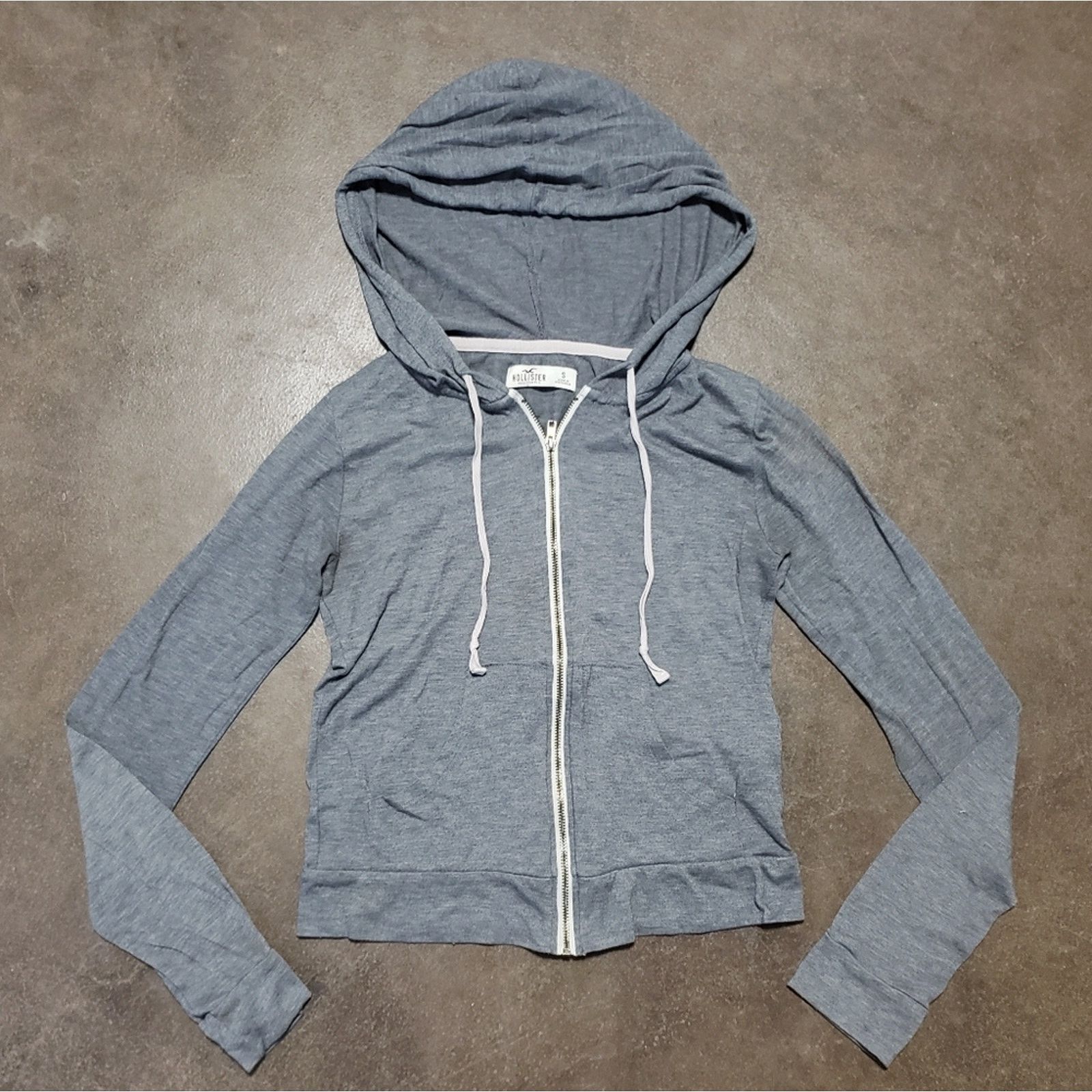 Hollister Grey Heathered Hollister Cropped Zip Up Size S / US 4 / IT 40 - 1 Thumbnail