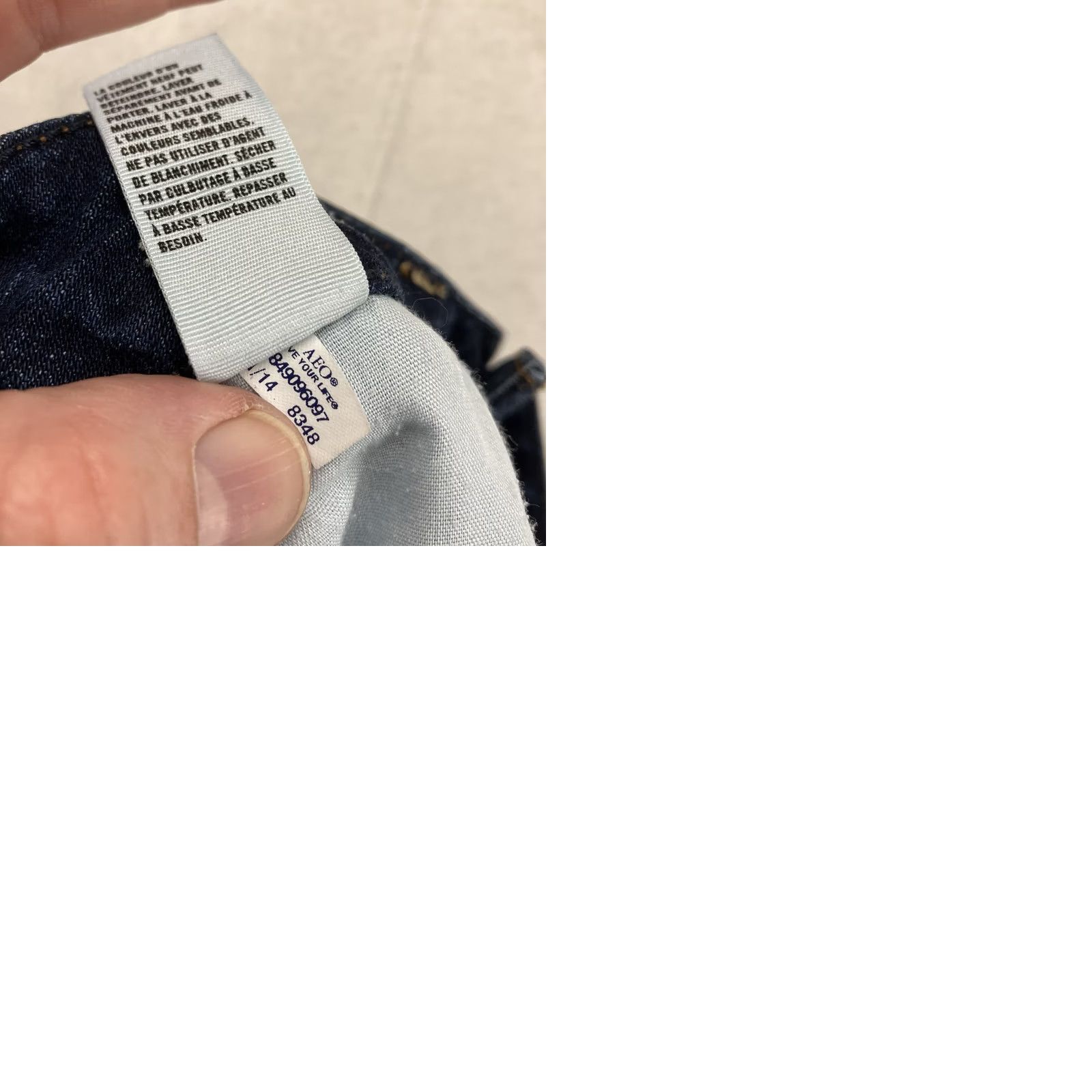 American Eagle Outfitters American Eagle Jeans Women's 6 Reg Blue Distressed Jegging Stretch Indigo Wash Slim Pockets Zip Denim 90s Retro Rock Velours? Size 28" / US 6 / IT 42 - 11 Thumbnail