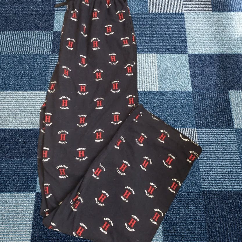 Tommy Hilfiger VINTAGE Tommy Hilfiger Lounge Pants Mens S Small Sleepwear All Over Logo Print Blue 90s Designer Logo Pants Size US 29 - 1 Thumbnail