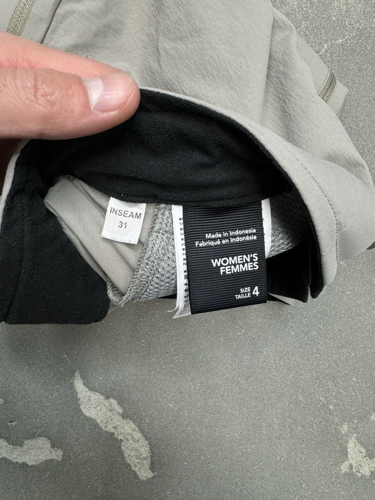 Arc'teryx Arc’tereyx nylon waterproof cargo pants Size 25" / US 0 / IT 36 - 6 Thumbnail