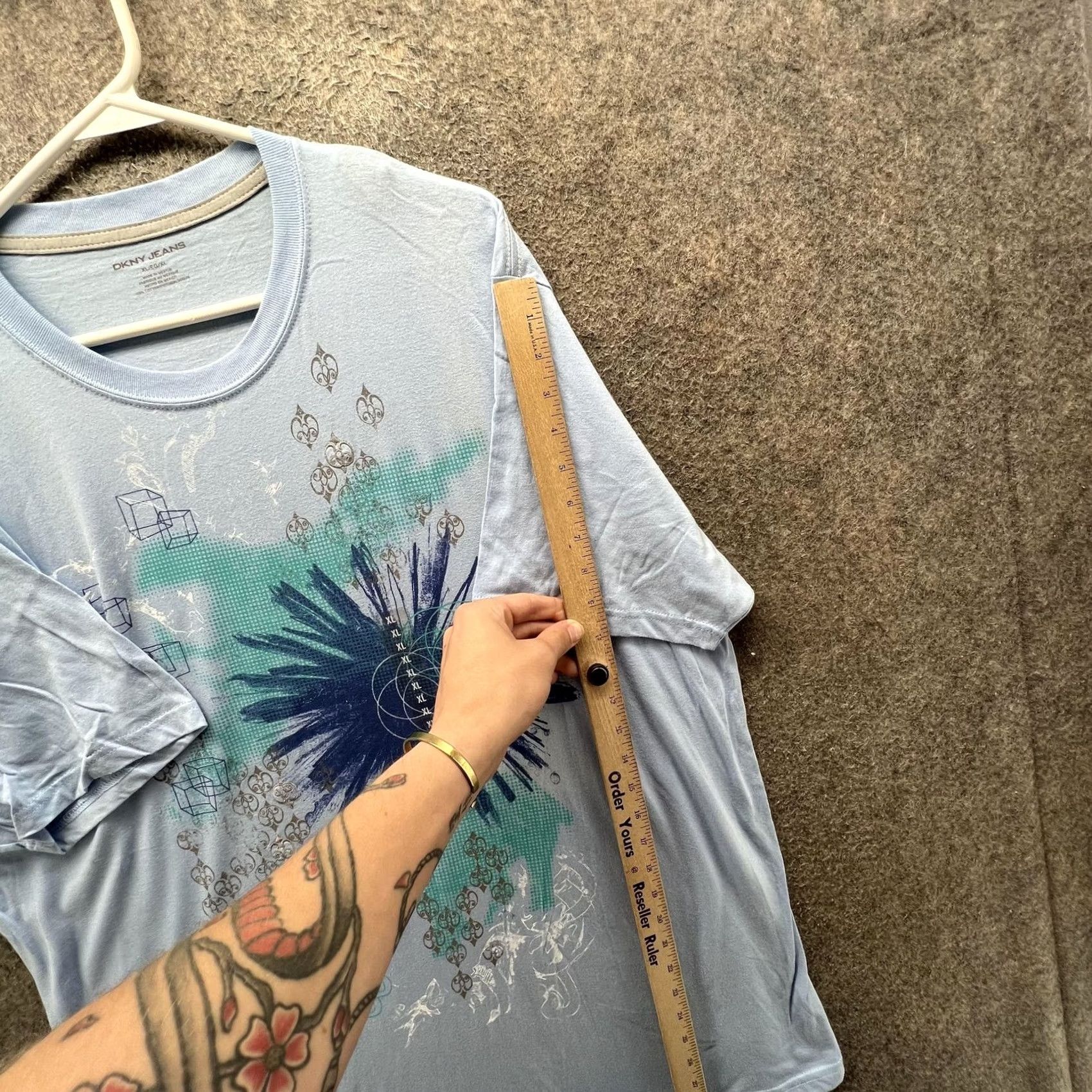DKNY DKNY Jeans Shirt Mens XL Blue Abstract Graphic Tee Tagless Cotton Crewneck T-Shirt Graphic Print Size US XL / EU 56 / 4 - 5 Thumbnail