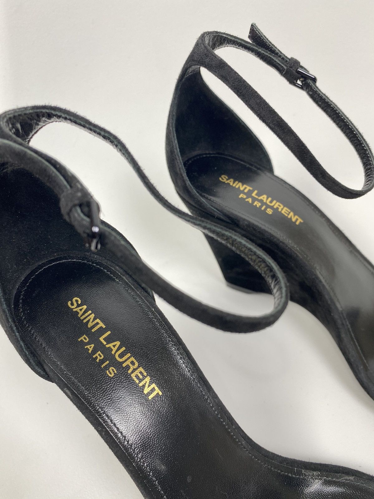 Saint Laurent Paris Saint Laurent Paris Lila Suede Wedges size 39,5 Size US 9.5 / IT 39.5 - 7 Thumbnail