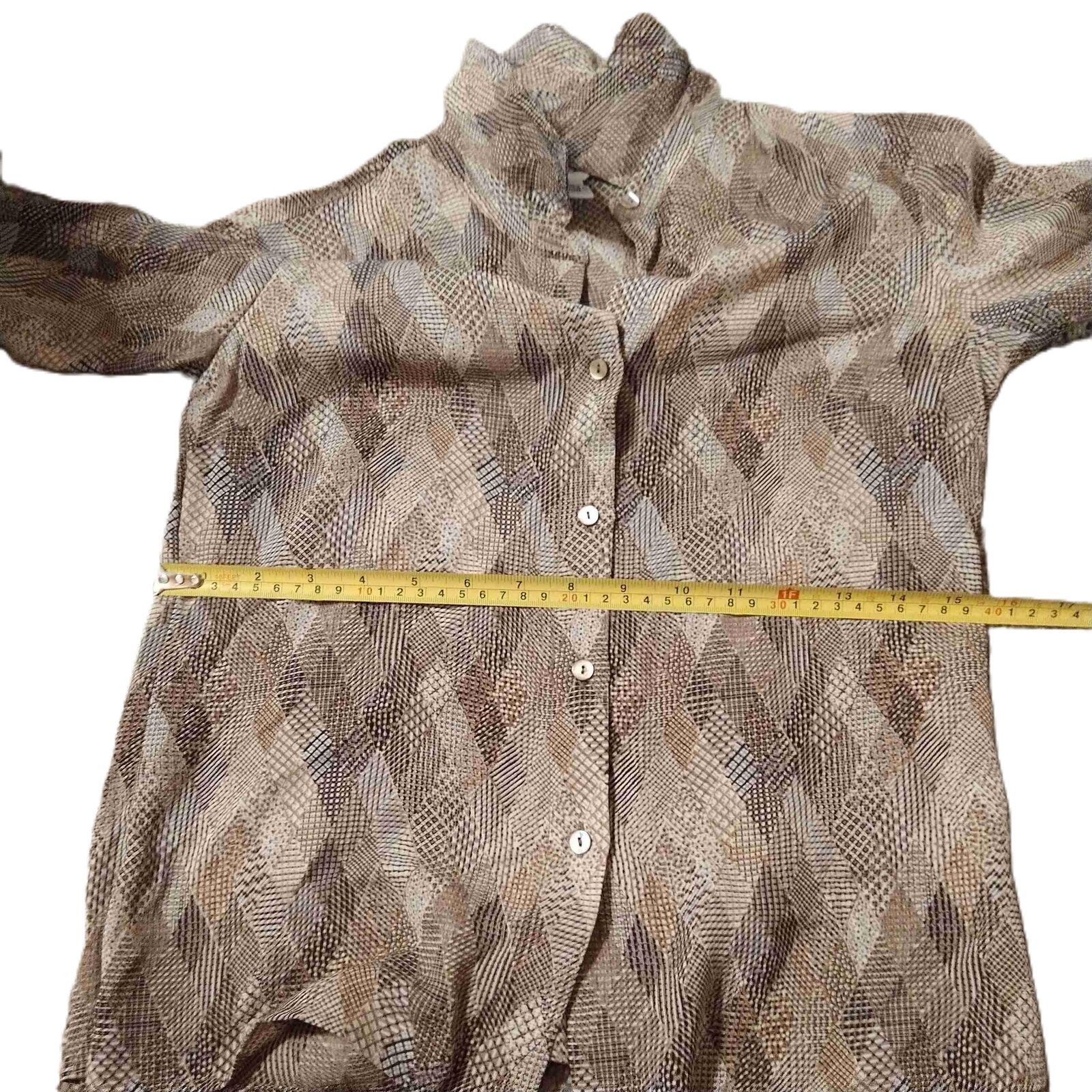 Other Talbots Silk Diamond Pattern Button Blouse Size 2 brown Size XS / US 0-2 / IT 36-38 - 3 Thumbnail