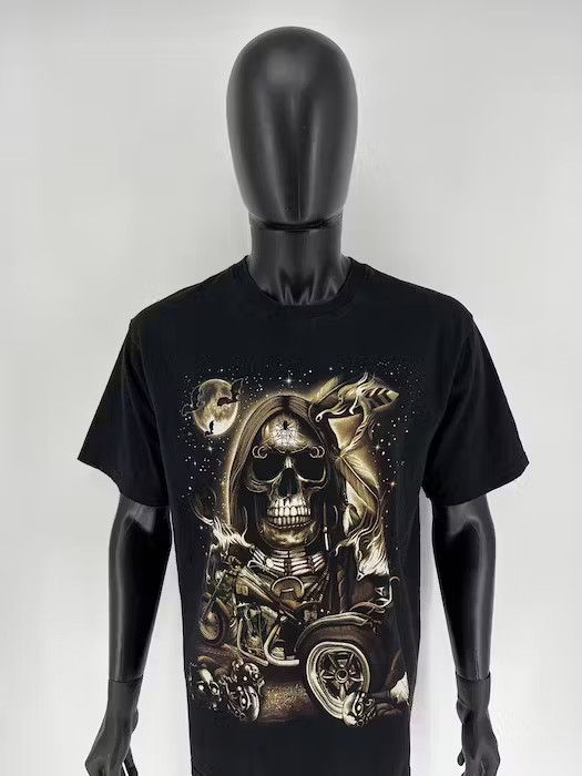 Vintage Skulls T-shirt vintage rock metal size L black reverse logo Size US L / EU 52-54 / 3 - 9 Thumbnail