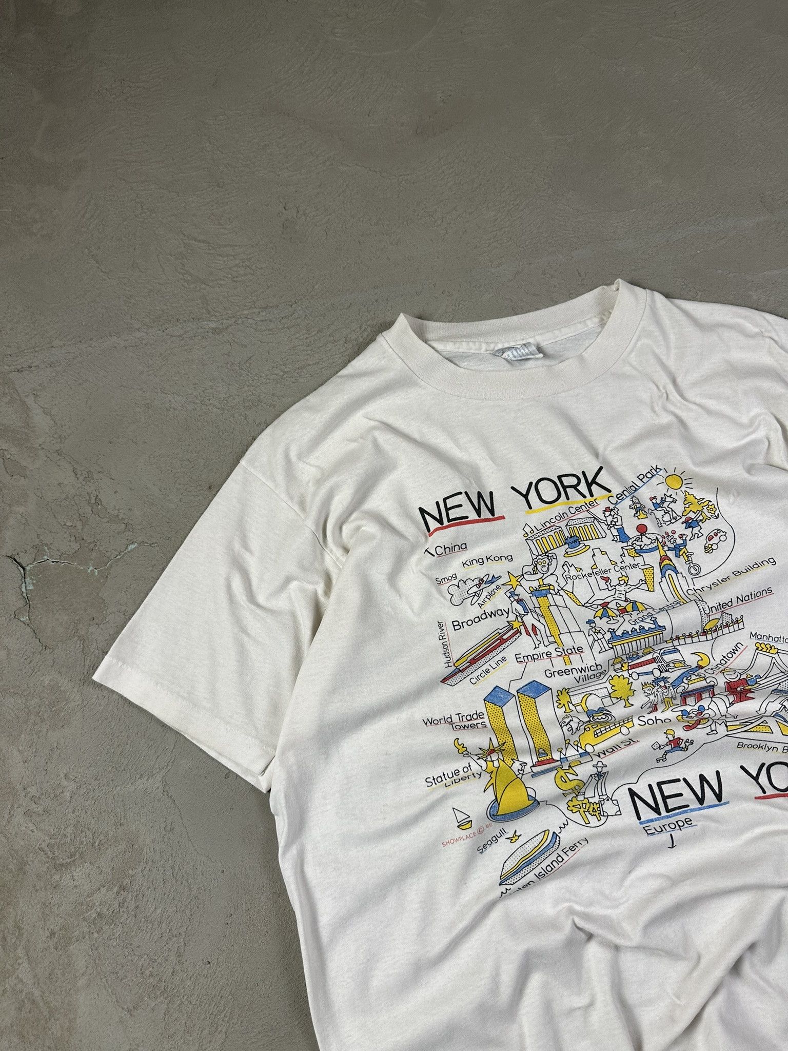 Hanes 80s Vintage New York City Map Graphic Singlestitch T-shirt Size US L / EU 52-54 / 3 - 6 Thumbnail