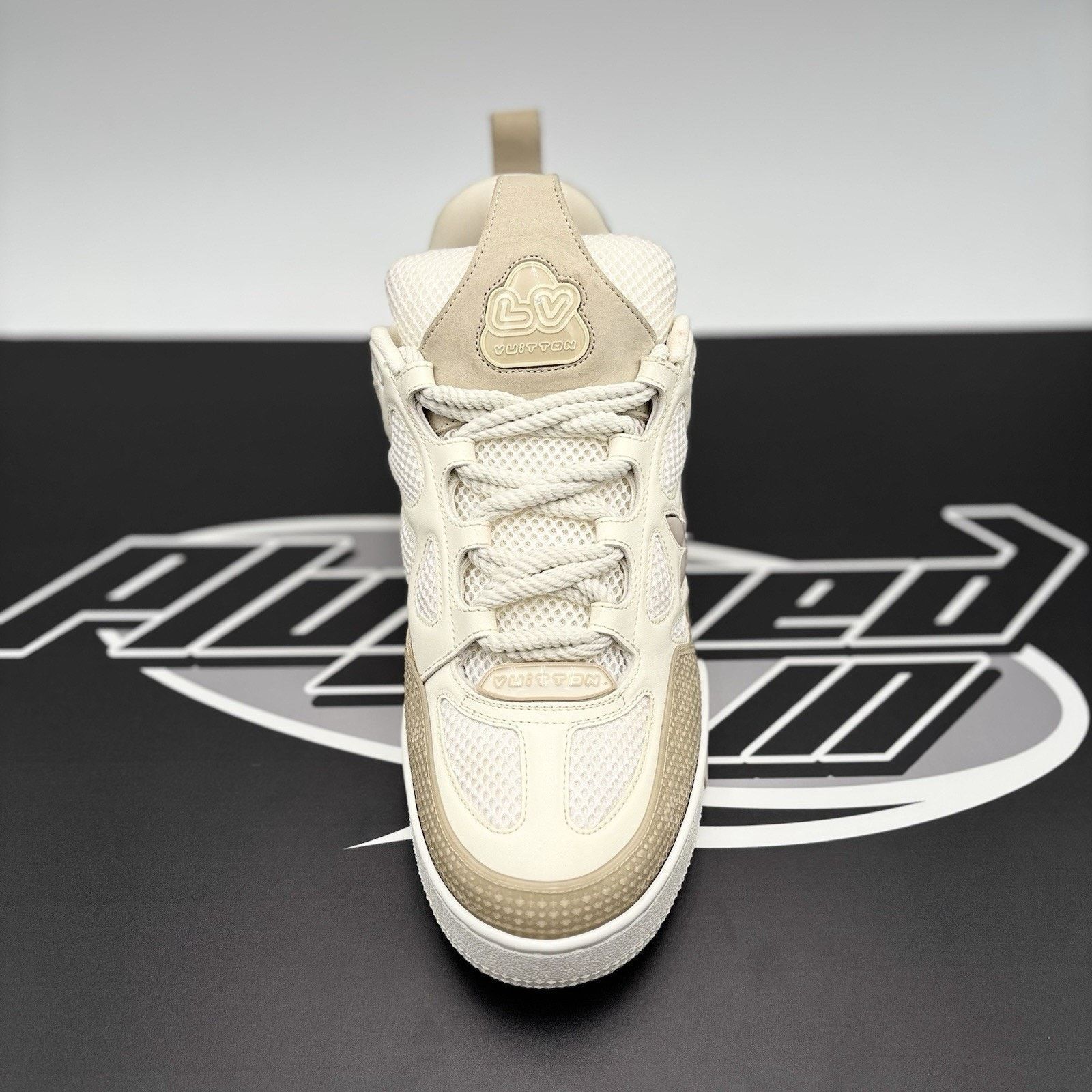 Louis Vuitton Louis Vuitton Skate ' Beige White ' | EXCELLENT COND! Size US 8.5 / EU 41-42 - 14 Thumbnail