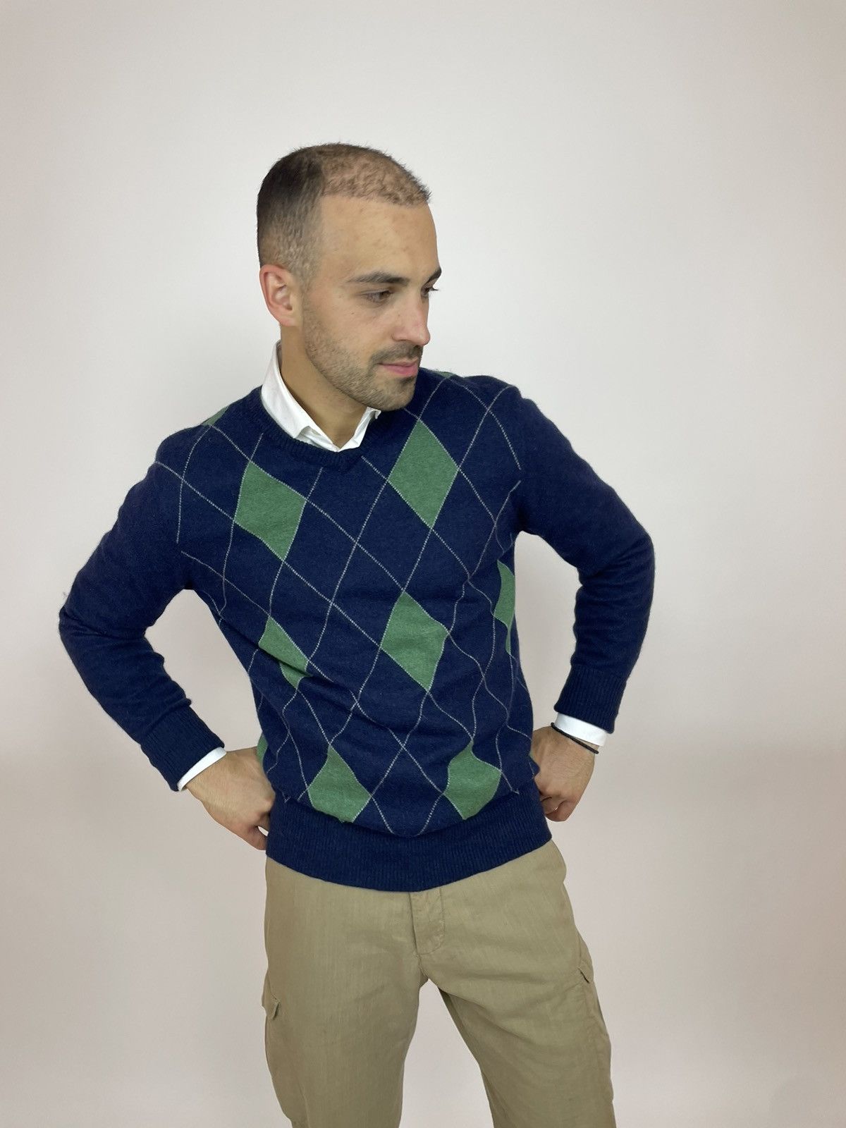 Vintage DEER ISLAND Wool sweater V-Neck Mens old money size M Size US M / EU 48-50 / 2 - 7 Thumbnail