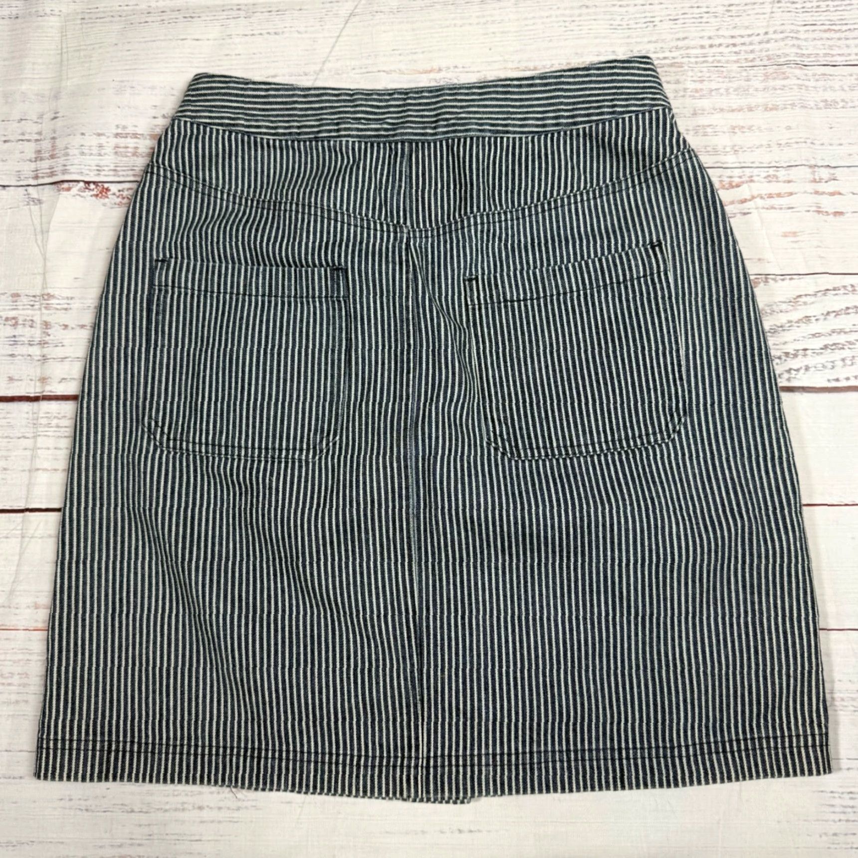 Vintage Le Mont Saint Michel Womens Striped Skirt Sz 34 US 2 Blue Button Front Size 26" / US 2 / IT 38 - 4 Thumbnail