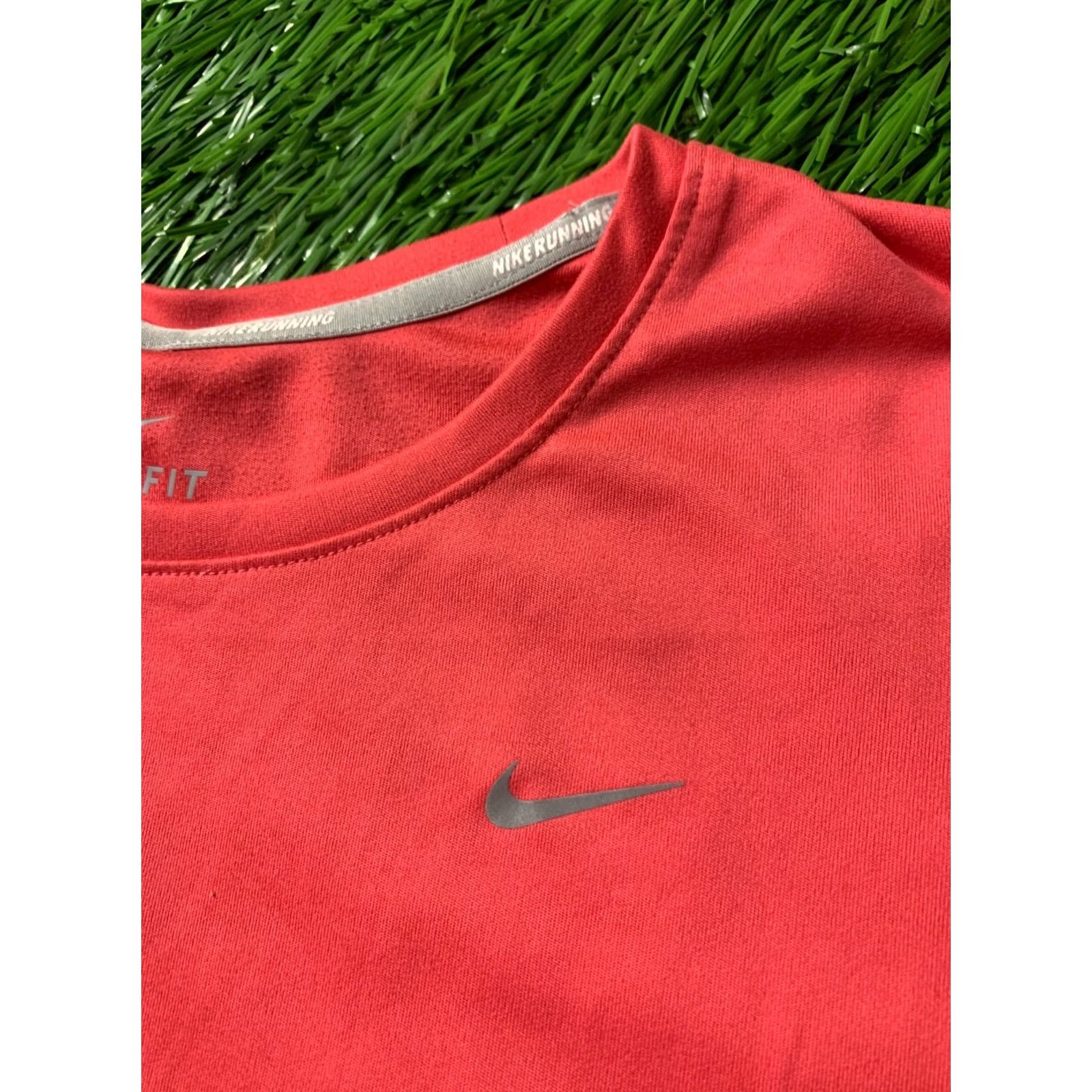 Nike NIKE Dri-FIT ORIGINAL RUN Running Women Shirt Jersey Tee Size M Pink Athletic Shirt Womens Size M / US 6-8 / IT 42-44 - 3 Thumbnail