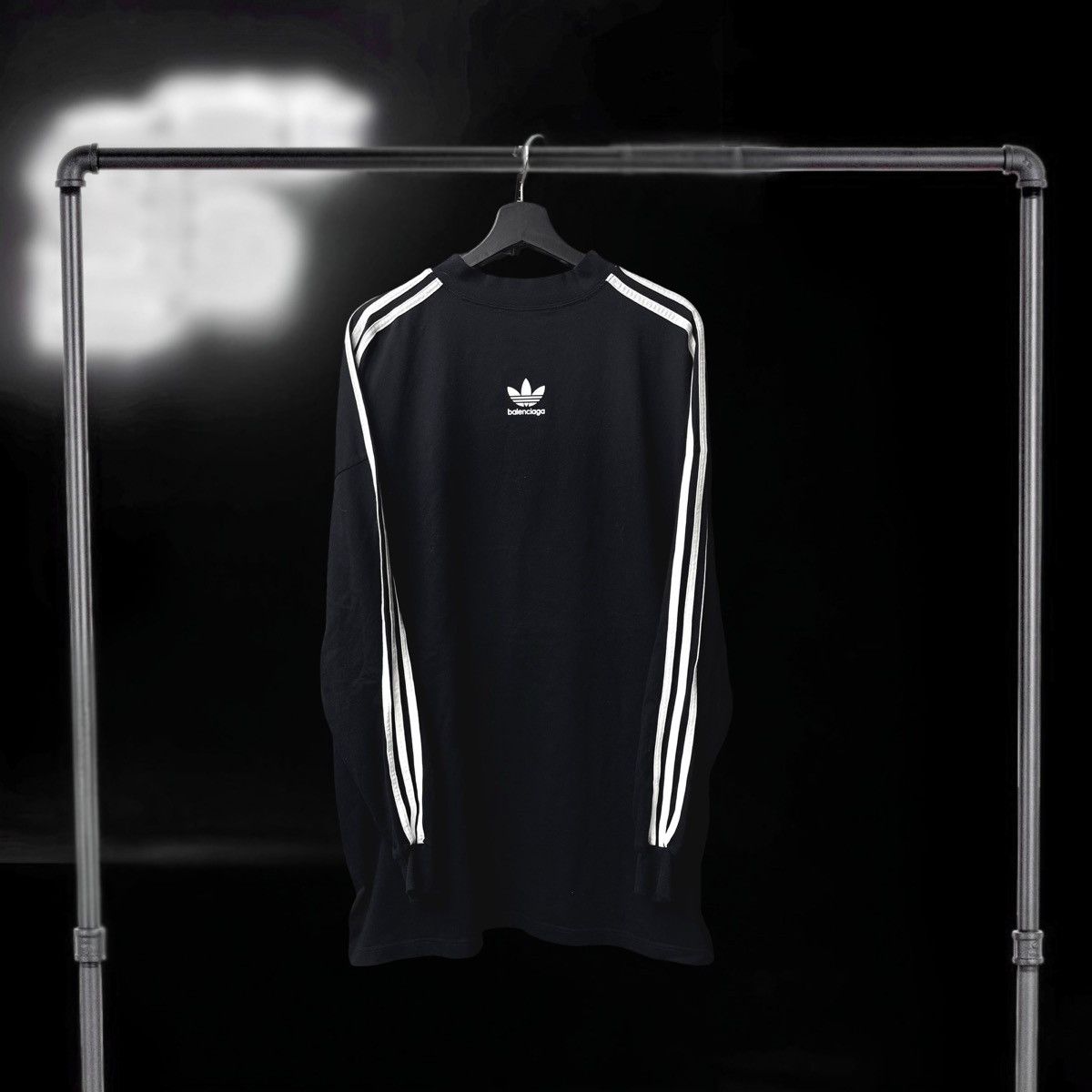 Adidas × Balenciaga Balenciaga x Adidas Striped Long Sleeve T-Shirt Size US L / EU 52-54 / 3 - 1 Thumbnail