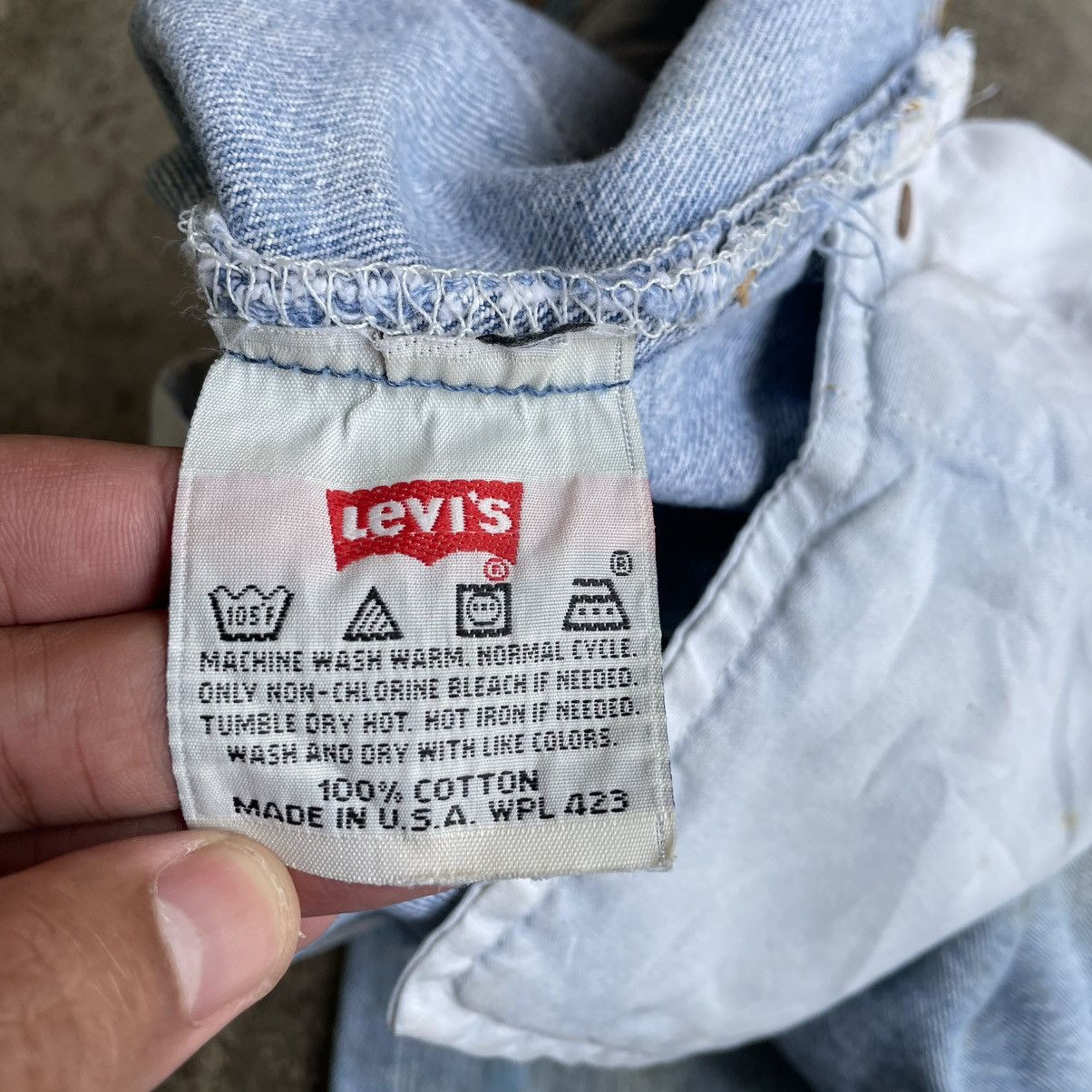 Levi's Vintage Clothing 🔥Vintage Levis 501 Splatter Paints Dirty Denim Jeans Size US 31 - 13 Thumbnail