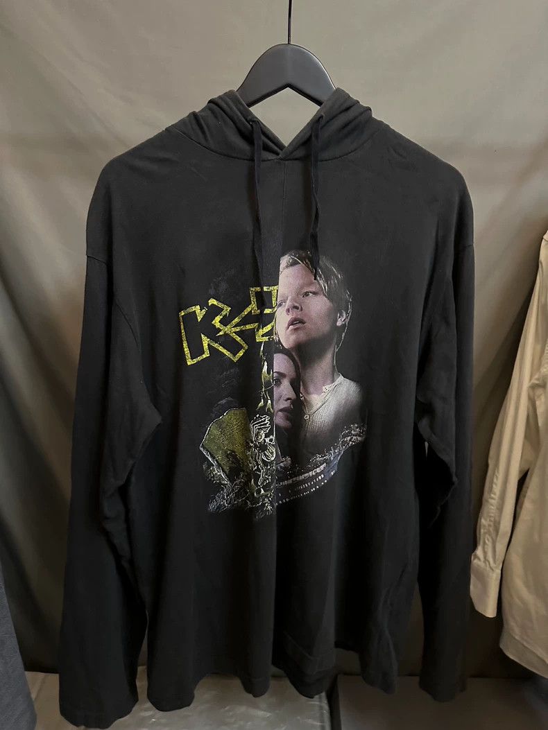 Vetements Vetements titanic kiss zip hoodie | Grailed