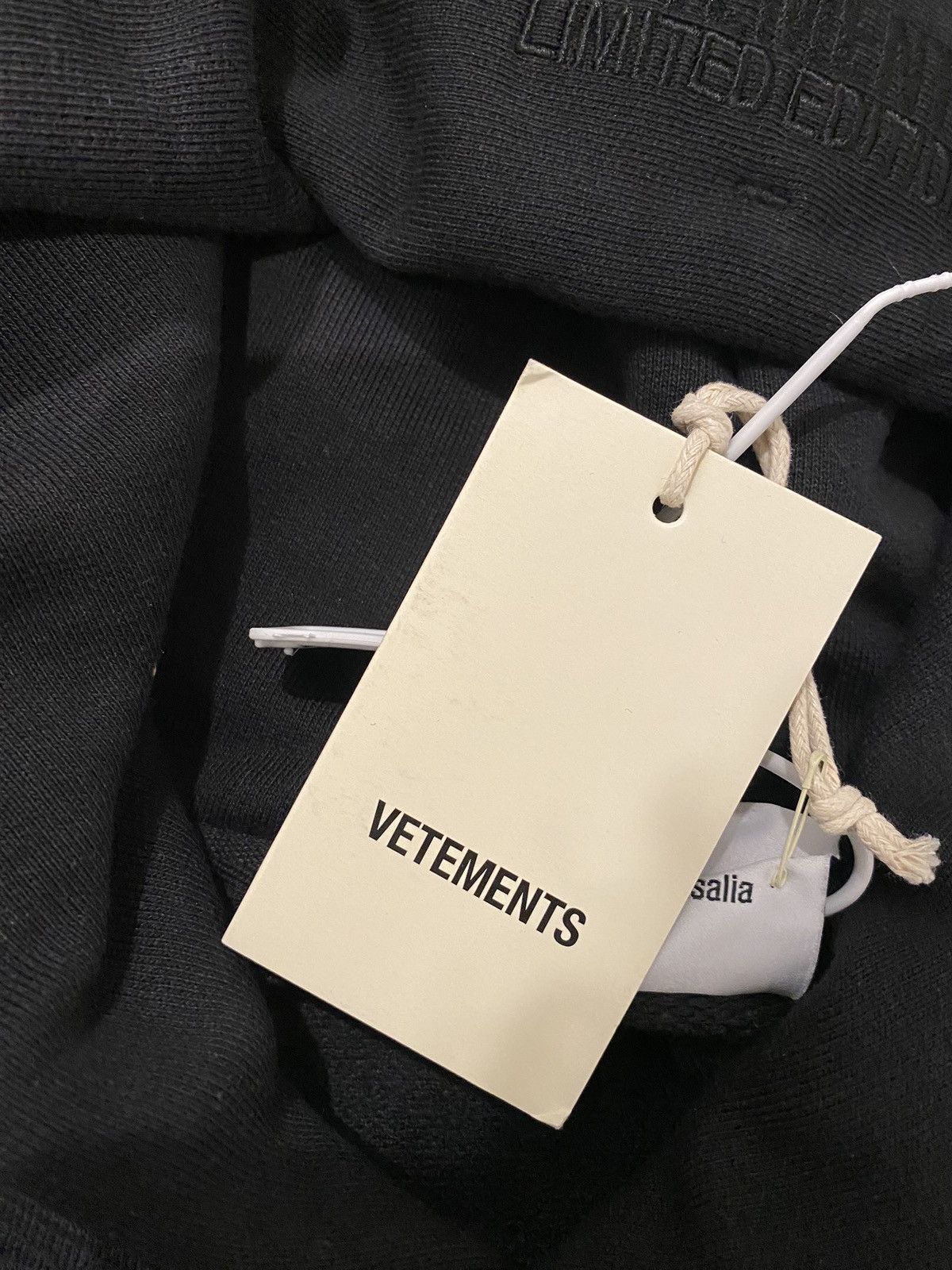 Vetements Vetements Polizei Hoodie Size US L / EU 52-54 / 3 - 4 Thumbnail