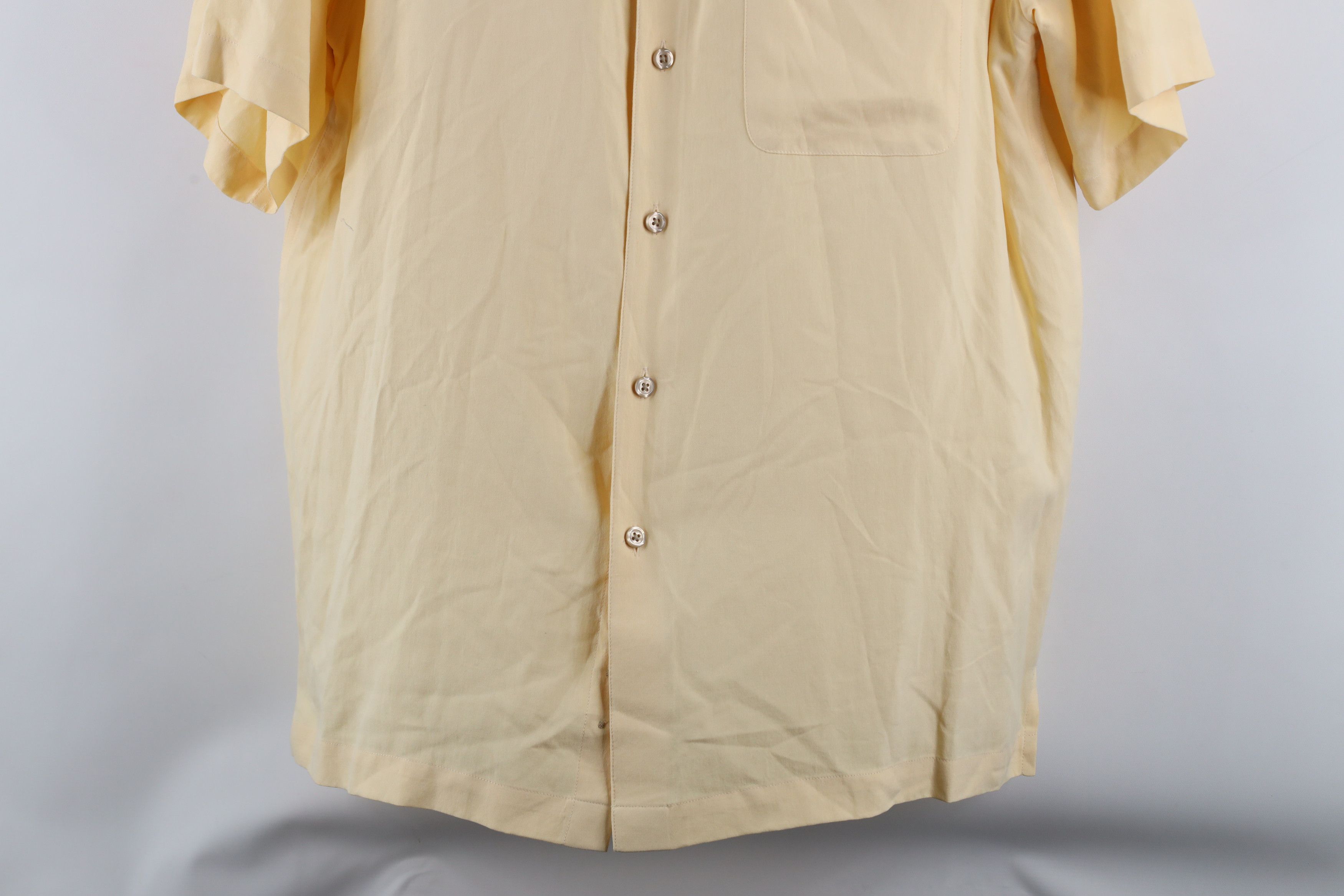 Vintage Vintage 90s Streetwear Silk Short Sleeve Button Shirt Yellow Size US M / EU 48-50 / 2 - 3 Thumbnail