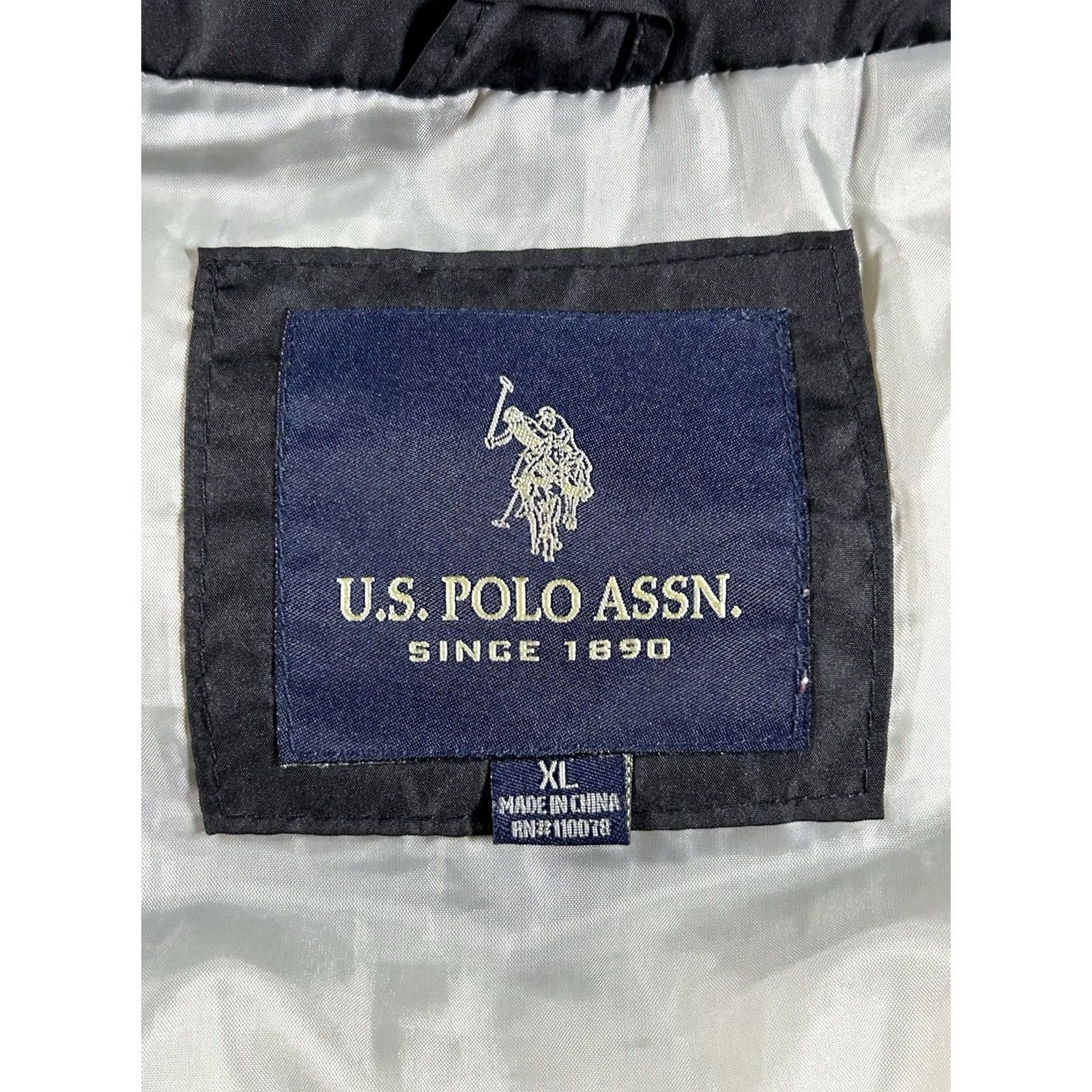 Vintage US Polo Assn Men's Full Zip Puffer Vest Black Size XL Lined With Pockets Size US XL / EU 56 / 4 - 7 Thumbnail