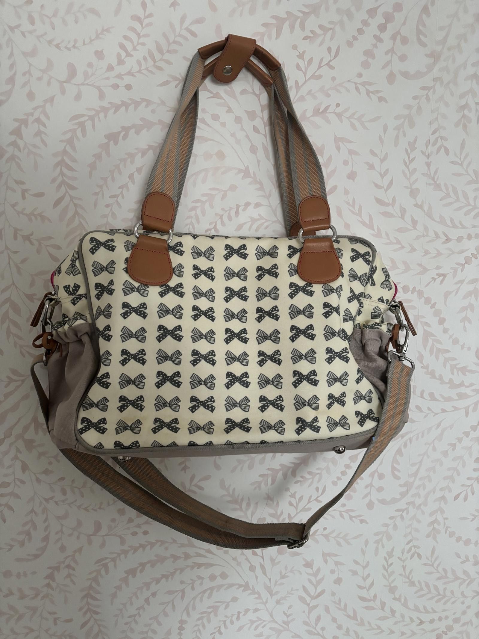 Designer NWOT Yummy Mummy Stylish Diaper Bag Size ONE SIZE - 3 Thumbnail