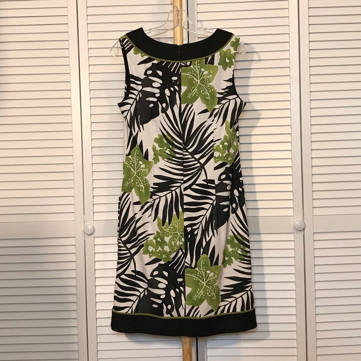 Other AGB Floral V-Neck Pockets Pleated A-Line Midi Dress 10 Size L / US 10 / IT 46 - 2 Thumbnail