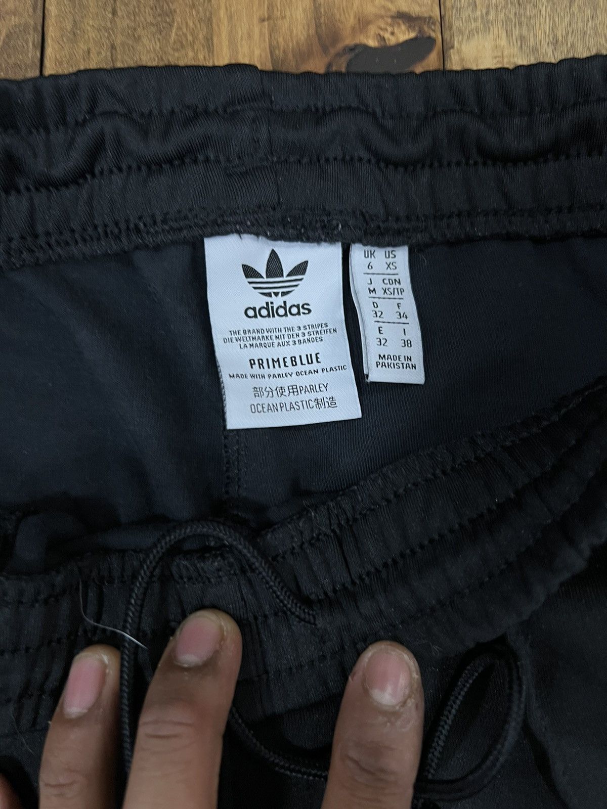 Adidas Adidas pleated jogger track pants Size US 29 - 7 Thumbnail