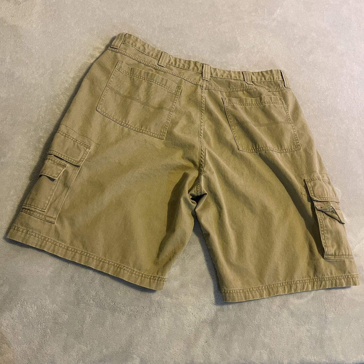 Wrangler Wrangler Shorts Men 40 Beige Cargo Streetwear Y2K Outdoors Size US 40 / EU 56 - 2 Thumbnail