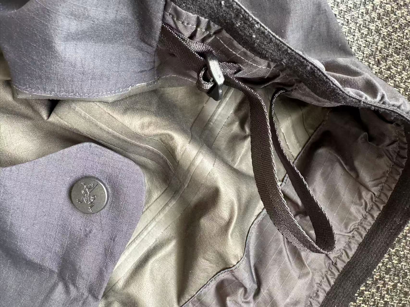 Arc'teryx Arc'teryx Zeta SL Pants Very good condition Size S Size US 30 / EU 46 - 12 Thumbnail
