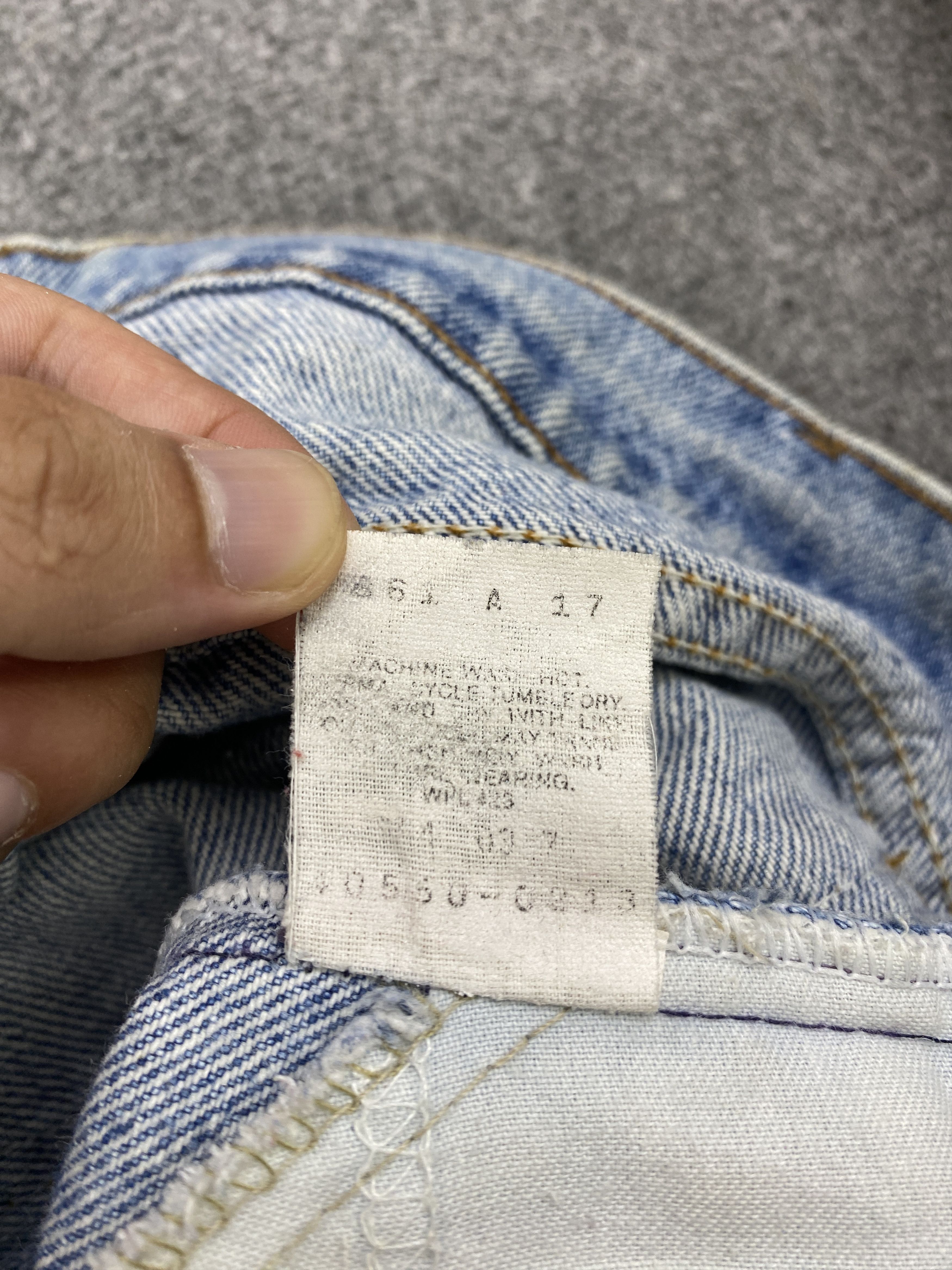 Levi's × Vintage Light Washed Vintage 90s Levi's 550 Orange Tabs Jeans Size US 33 - 13 Thumbnail