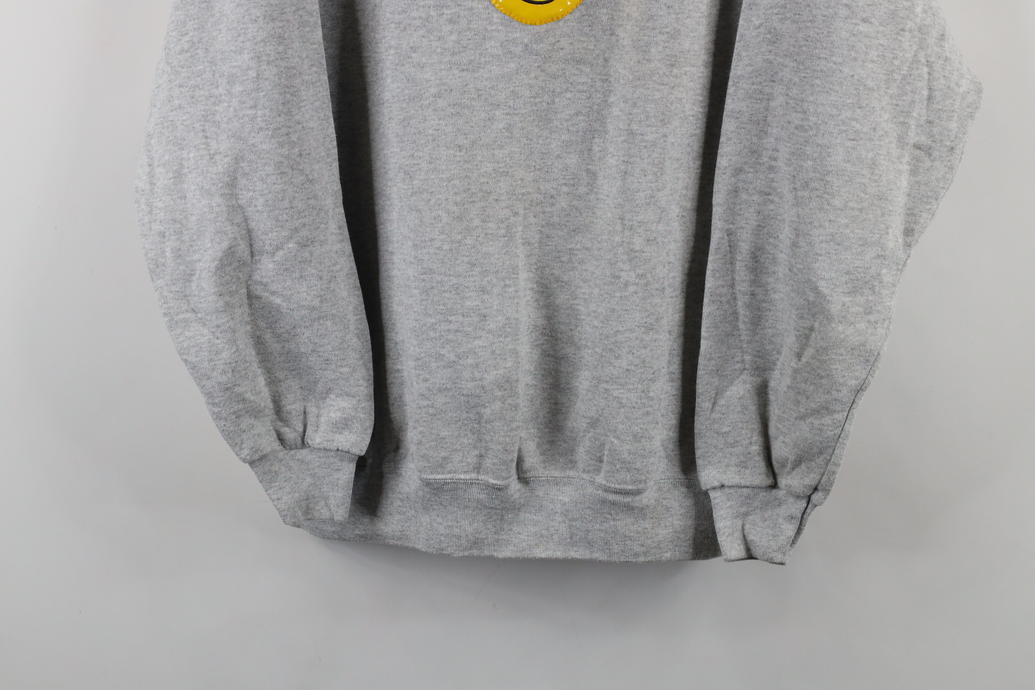 Vintage Vintage Y2K 2000 Millennium Smiley Face Sweatshirt Gray Size US XL / EU 56 / 4 - 3 Thumbnail