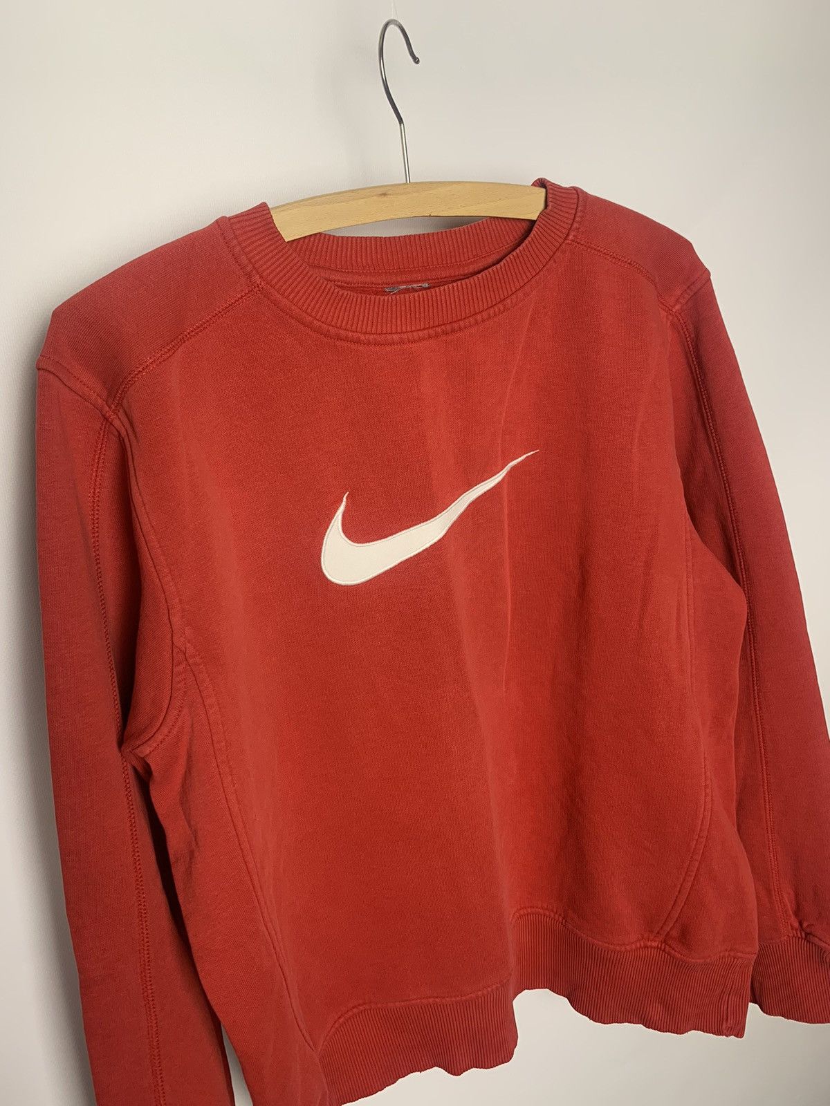 Nike × Vintage 🔥Vintage 00s Nike y2k big center logo sweatshirt Size US M / EU 48-50 / 2 - 2 Thumbnail