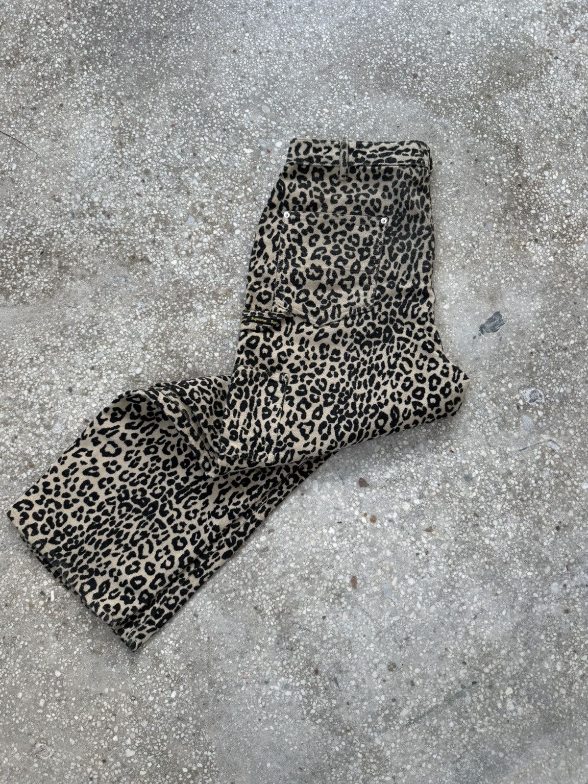 Supreme FW22 KINDERMANN GMBH COTTON MOLESKIN DOUBLE KNEE LEOPARD Size US 34 / EU 50 - 1 Thumbnail