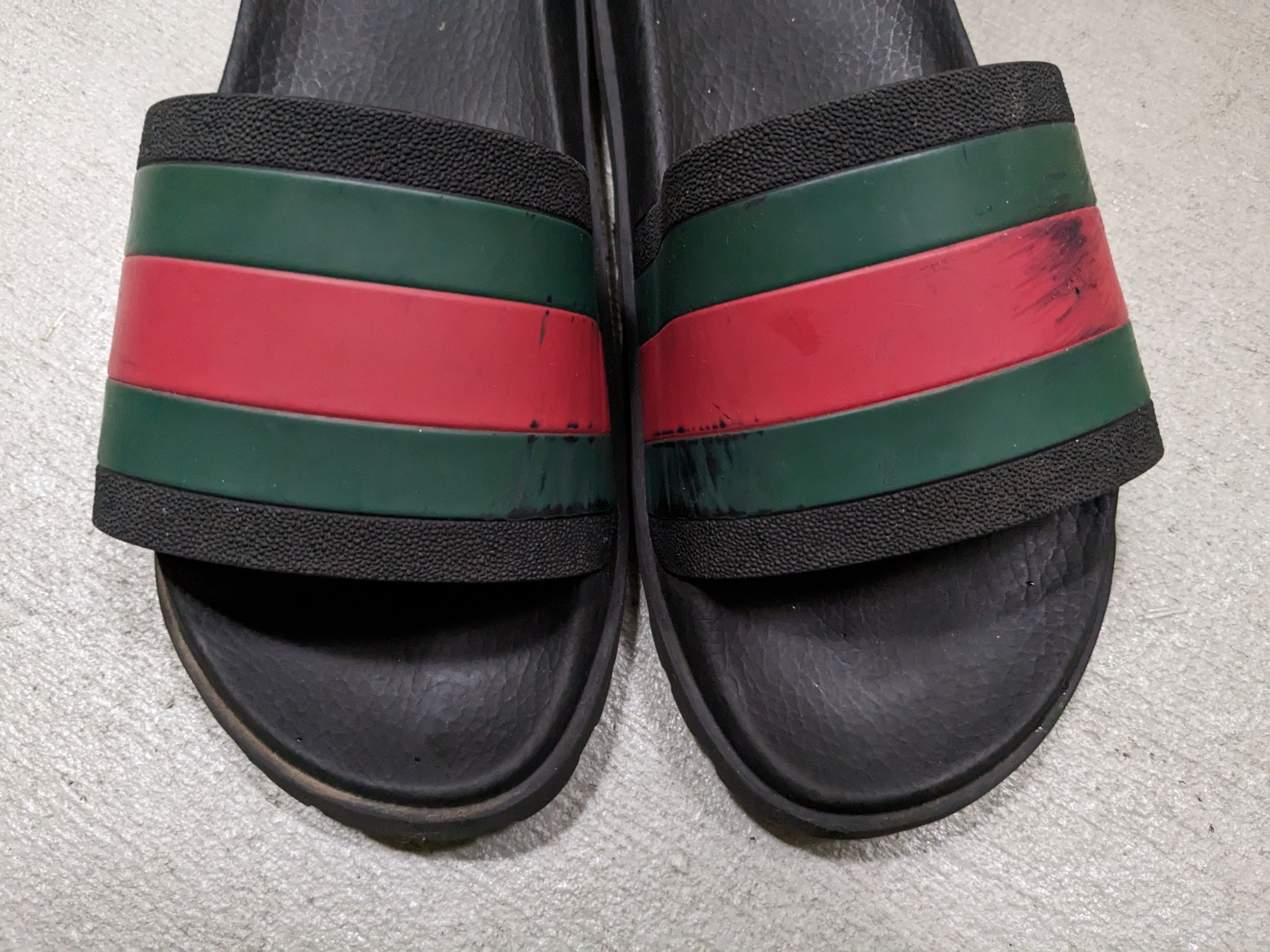 Gucci Men’s Black Leather Flip Flop Sandals with Green & Red Web 43 Gucci Rubber Web Mens Pool Slide Sandals 10 Black Green Red  main image 4