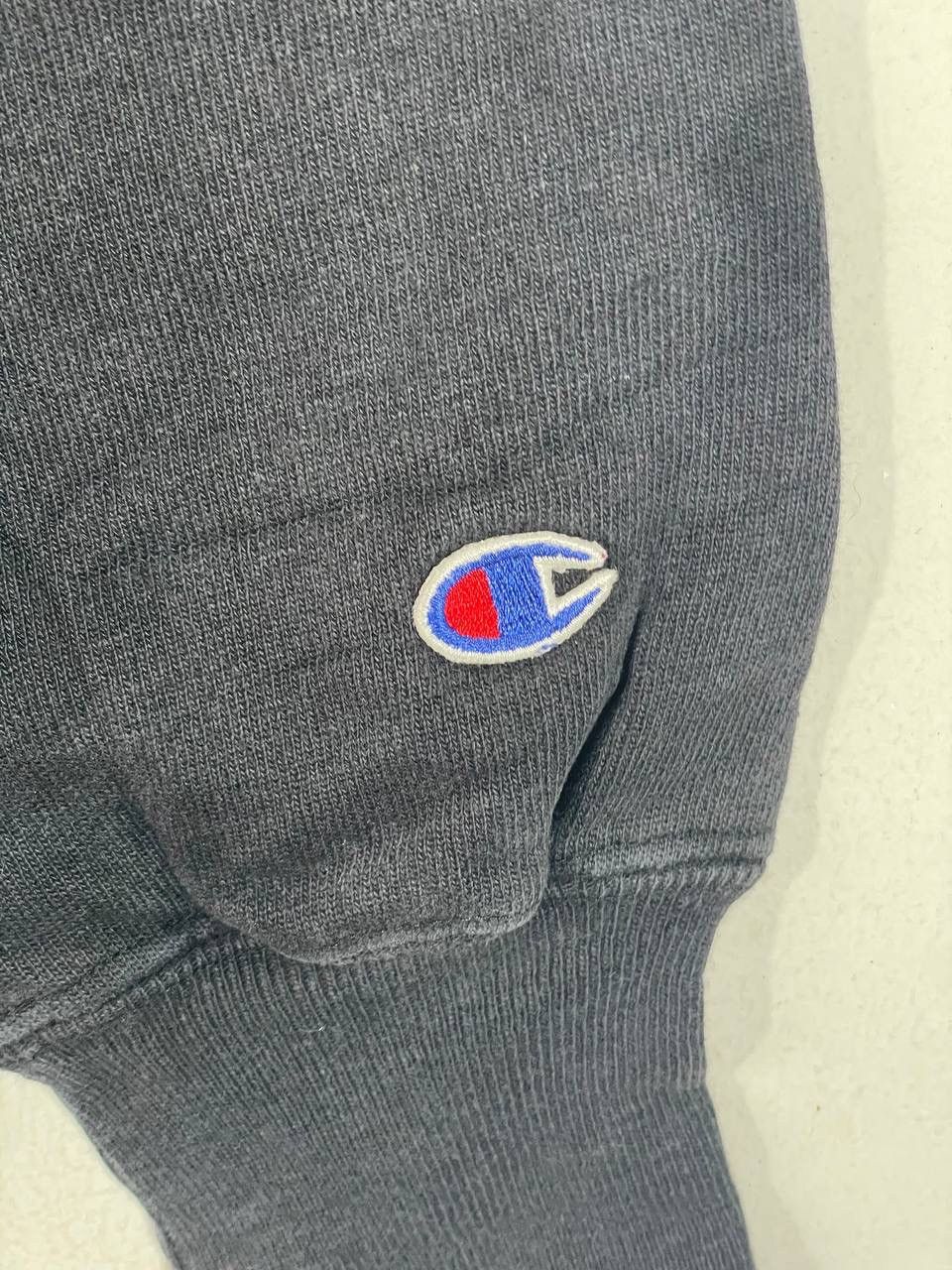 Champion Vintage 90s champion reverse weave sweatshirt jumper size L Size US L / EU 52-54 / 3 - 6 Thumbnail