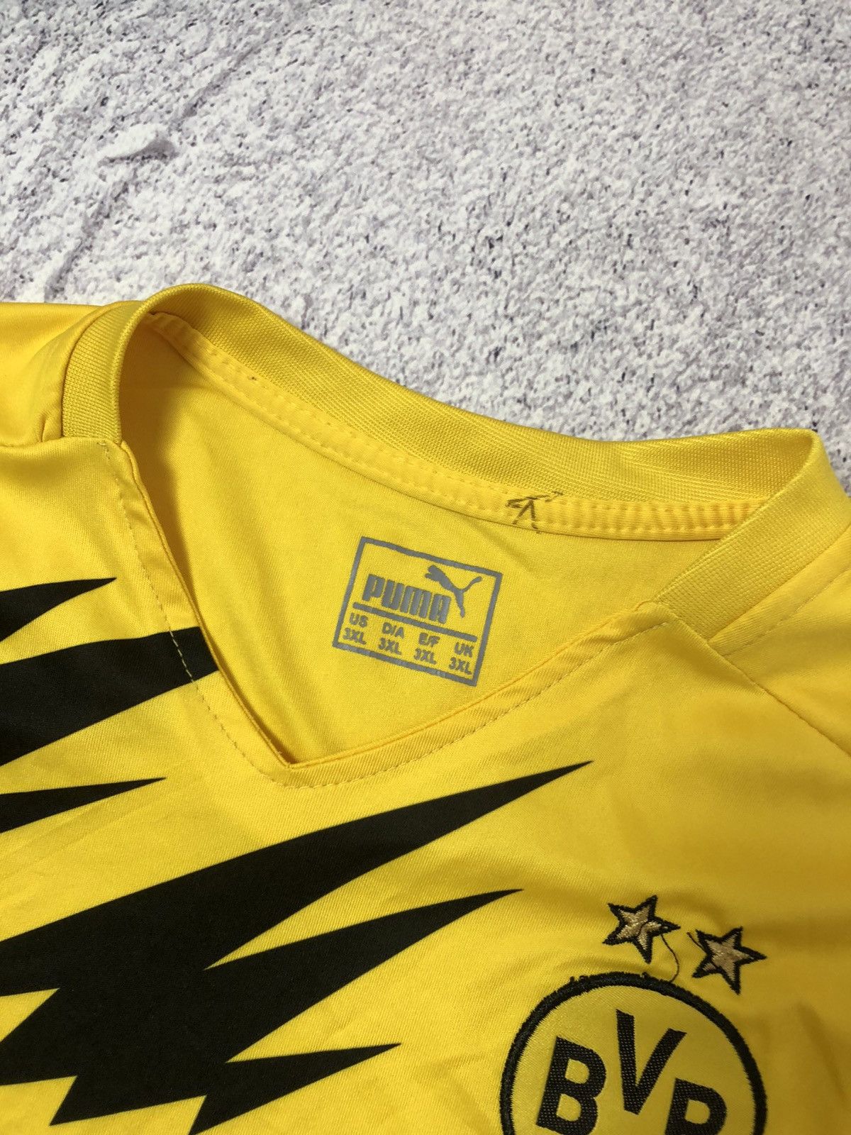 Vintage Men’s soccer jersey BvB vintage puma Size US XL / EU 56 / 4 - 6 Thumbnail