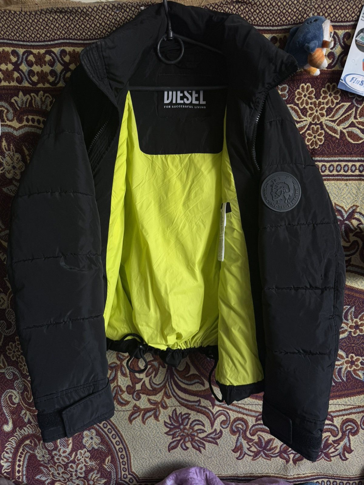 Diesel Vintage Diesel Black Puffer Jacket – Minimal Logo – Y2K Size US L / EU 52-54 / 3 - 5 Thumbnail
