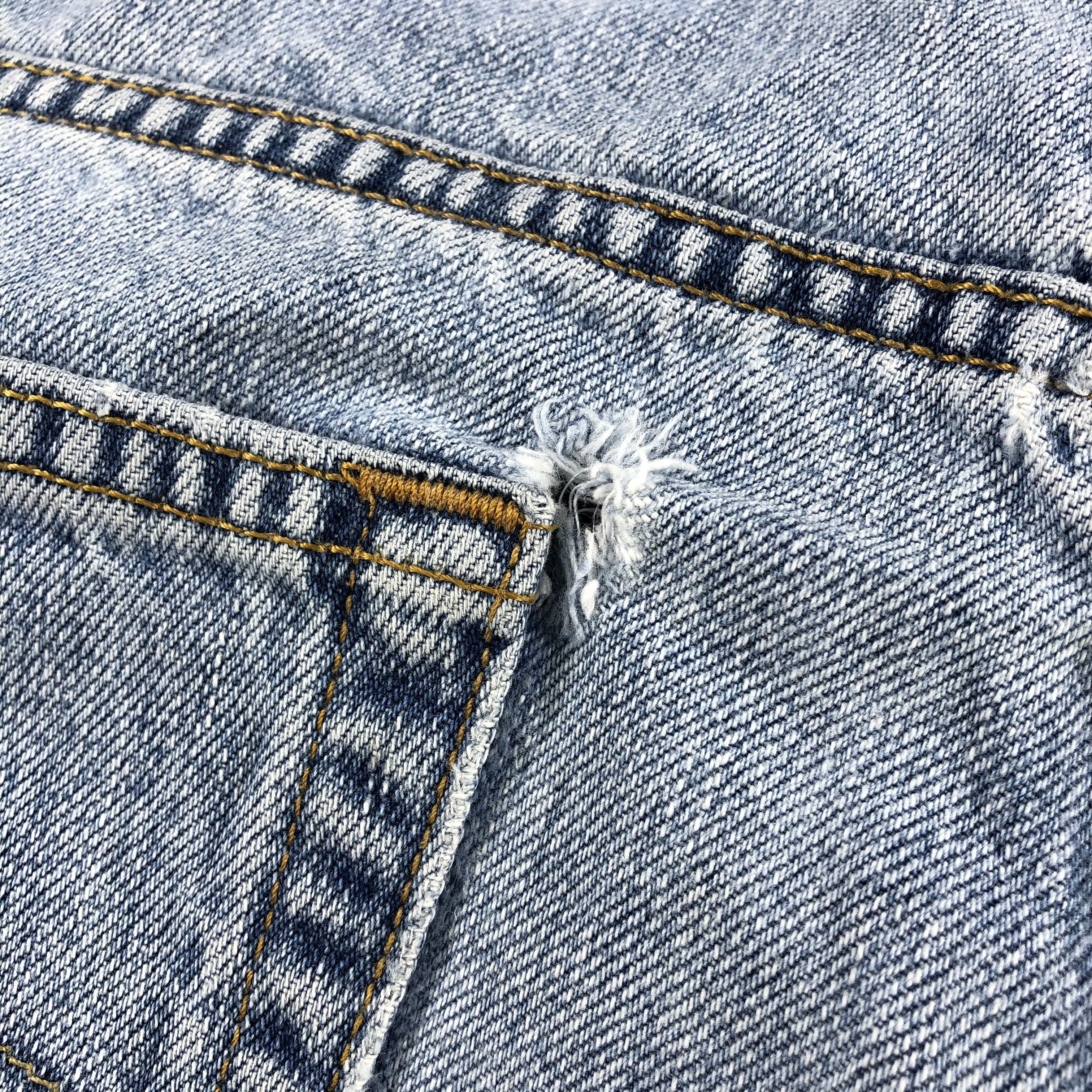 Levi's Vintage Blue Wash Levis 550 Jeans-J1620 Size US 39 - 9 Thumbnail