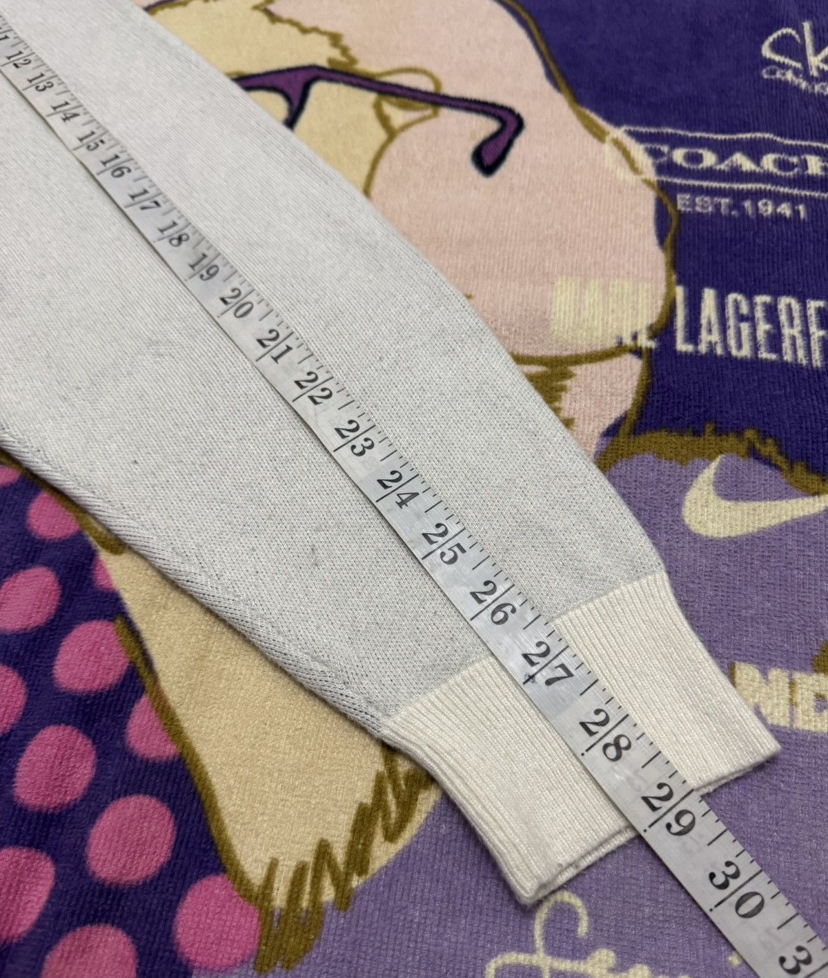 Undercover GU x UNDERCOVER Sweatshirt/Knitwear Rare Design Size US M / EU 48-50 / 2 - 13 Thumbnail